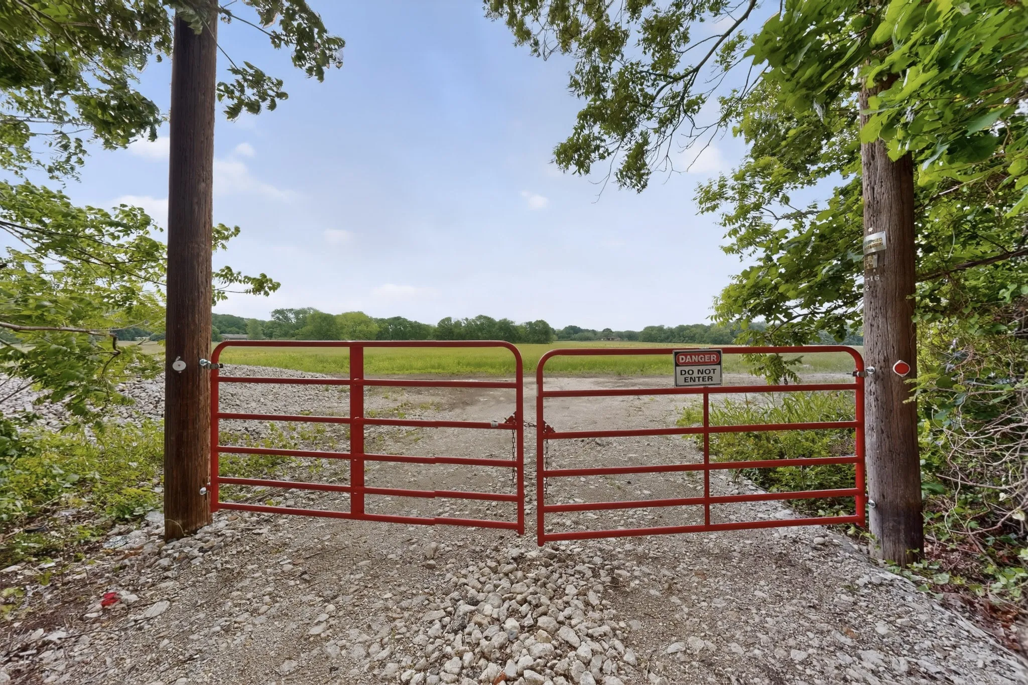 Unimproved Land For Sale in Dallas County , 2600 W Main Street, Lancaster, Texas 75146, 0, 0, Garage spaces, 0 Sqft, built in 0, Price $375,000, mls#21246692, Real Estate Agent in Lancaster, Homes For Sale in Dallas county, Homes For Sale in Lancaster, Realtor in Lancaster Texas, Real Estate Brokerage Independent Realty Texas, Luminita Cordes Realtor