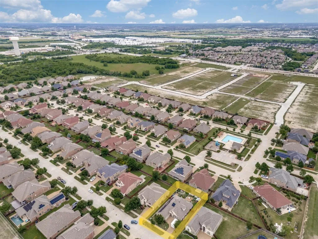 Single Family Residence For Sale in Collin County , 9948 Atlantic Lane, Frisco, Texas 75035, 3 Bedroom, 3 Bathroom, 3 Garage spaces, 2,600 Sqft, built in 2015, Preowned, mls#21245374, Real Estate Agent in Frisco, Homes For Sale in Collin county, Homes For Sale in Frisco, Realtor in Frisco Texas, Real Estate Brokerage Independent Realty Texas, Luminita Cordes Realtor