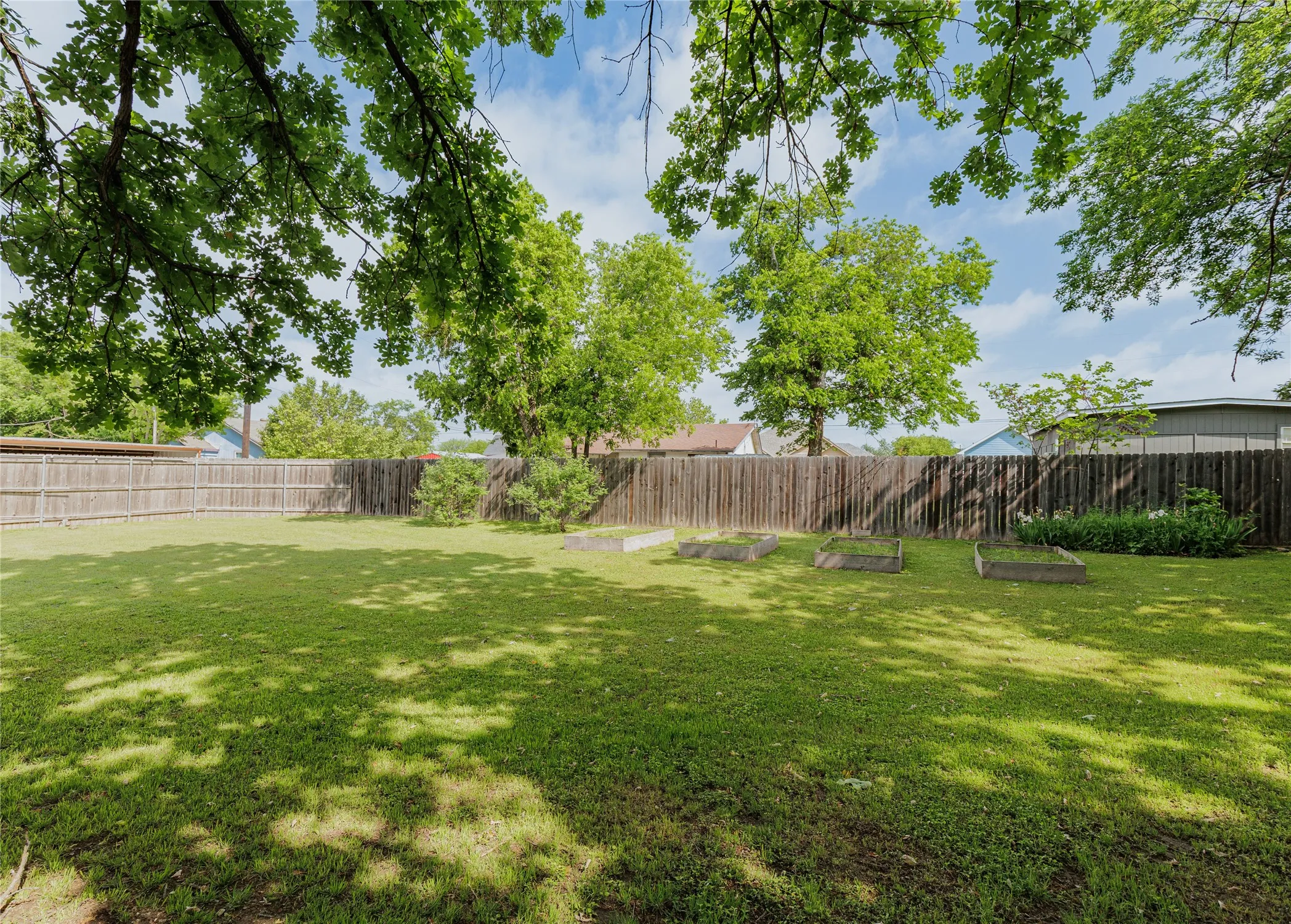 Office For Sale in Wise County , 510 W Walnut Street, Decatur, Texas 76234, 0, 0, Garage spaces, 0 Sqft, built in 1945, Preowned, Price $499,000, mls#21244080, Real Estate Agent in Decatur, Homes For Sale in Wise county, Homes For Sale in Decatur, Realtor in Decatur Texas, Real Estate Brokerage Independent Realty Texas, Luminita Cordes Realtor