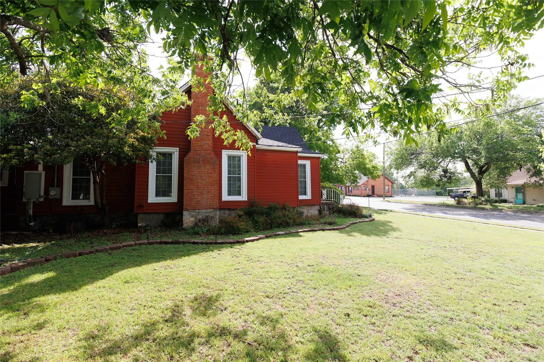 Office For Sale in Wise County , 510 W Walnut Street, Decatur, Texas 76234, 0, 0, Garage spaces, 0 Sqft, built in 1945, Preowned, Price $499,000, mls#21244080, Real Estate Agent in Decatur, Homes For Sale in Wise county, Homes For Sale in Decatur, Realtor in Decatur Texas, Real Estate Brokerage Independent Realty Texas, Luminita Cordes Realtor