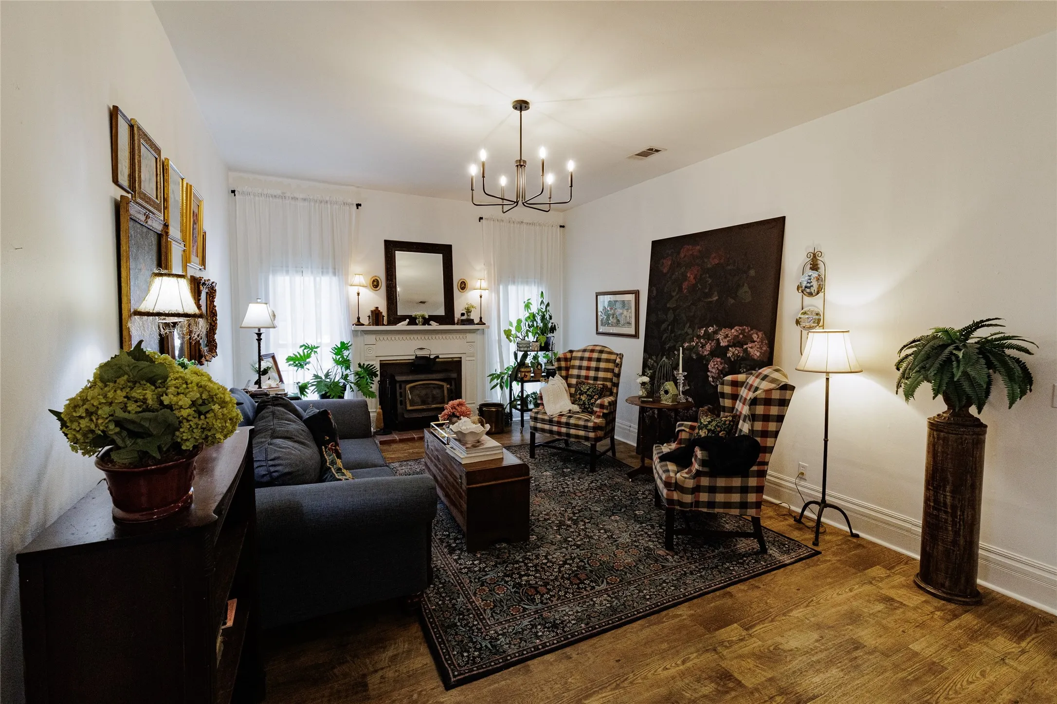 Office For Sale in Wise County , 510 W Walnut Street, Decatur, Texas 76234, 0, 0, Garage spaces, 0 Sqft, built in 1945, Preowned, Price $499,000, mls#21244080, Real Estate Agent in Decatur, Homes For Sale in Wise county, Homes For Sale in Decatur, Realtor in Decatur Texas, Real Estate Brokerage Independent Realty Texas, Luminita Cordes Realtor