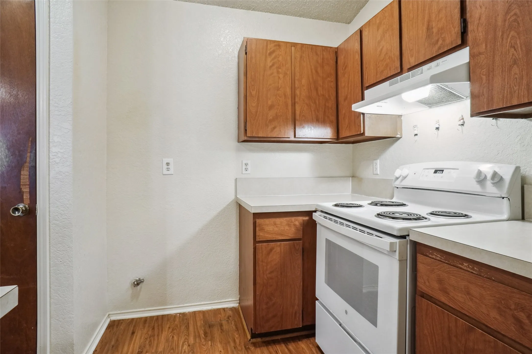 Duplex For Sale in Tarrant County , 7470 Tiffany Meadows Lane, Fort Worth, Texas 76140, 4 Bedroom, 3 Bathroom, Garage spaces, 0 Sqft, built in 1984, mls#21233552, Real Estate Agent in Fort Worth, Homes For Sale in Tarrant county, Homes For Sale in Fort Worth, Realtor in Fort Worth Texas, Real Estate Brokerage Independent Realty Texas, Luminita Cordes Realtor