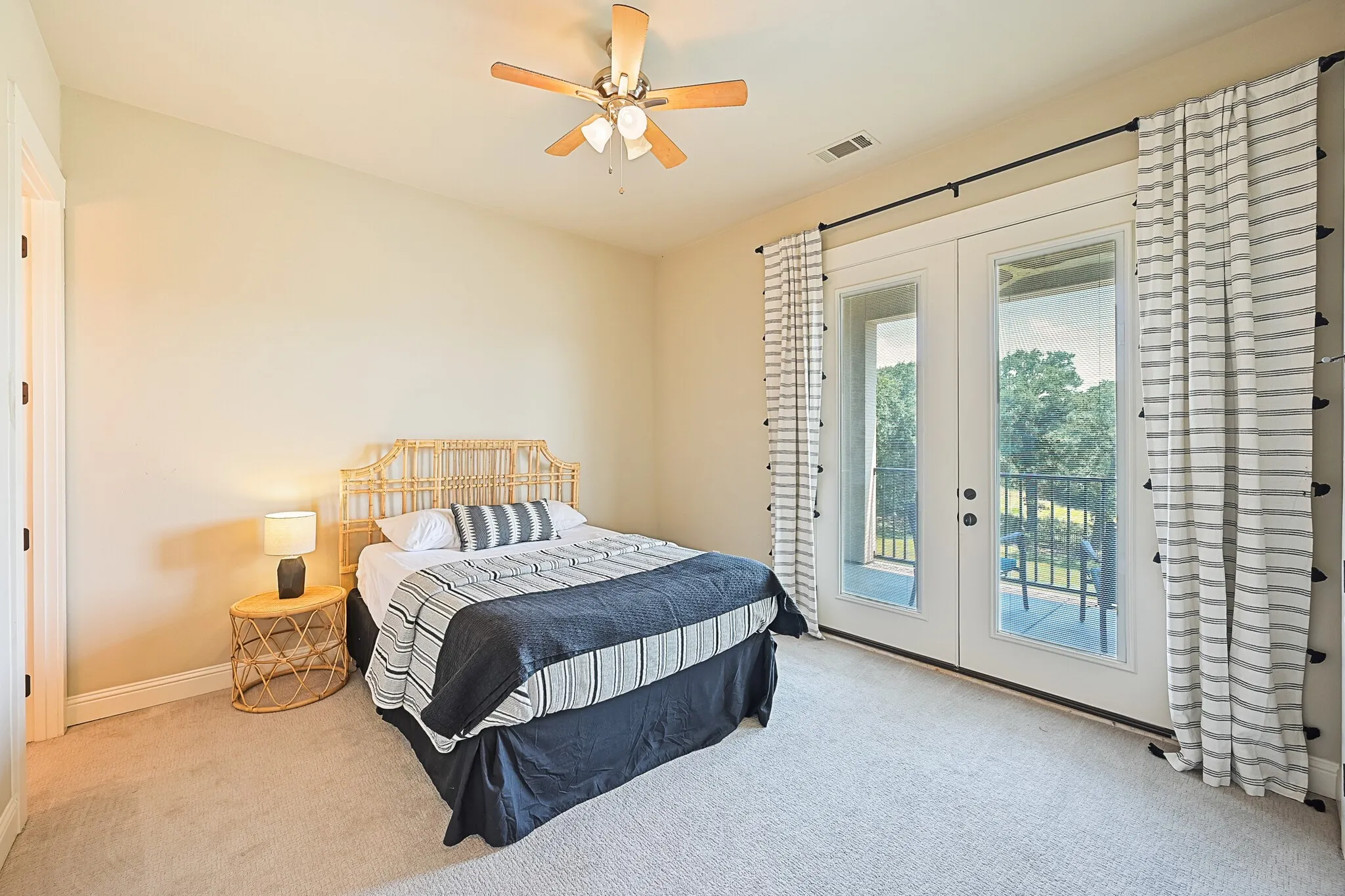 Single Family Residence For Sale in Tarrant County , 7120 Shady Grove Road, Keller, Texas 76248, 5 Bedroom, 6 Bathroom, 6 Garage spaces, 6,157 Sqft, built in 2017, Price $4,200,000, mls#21246536, Real Estate Agent in Keller, Homes For Sale in Tarrant county, Homes For Sale in Keller, Realtor in Keller Texas, Real Estate Brokerage Independent Realty Texas, Luminita Cordes Realtor
