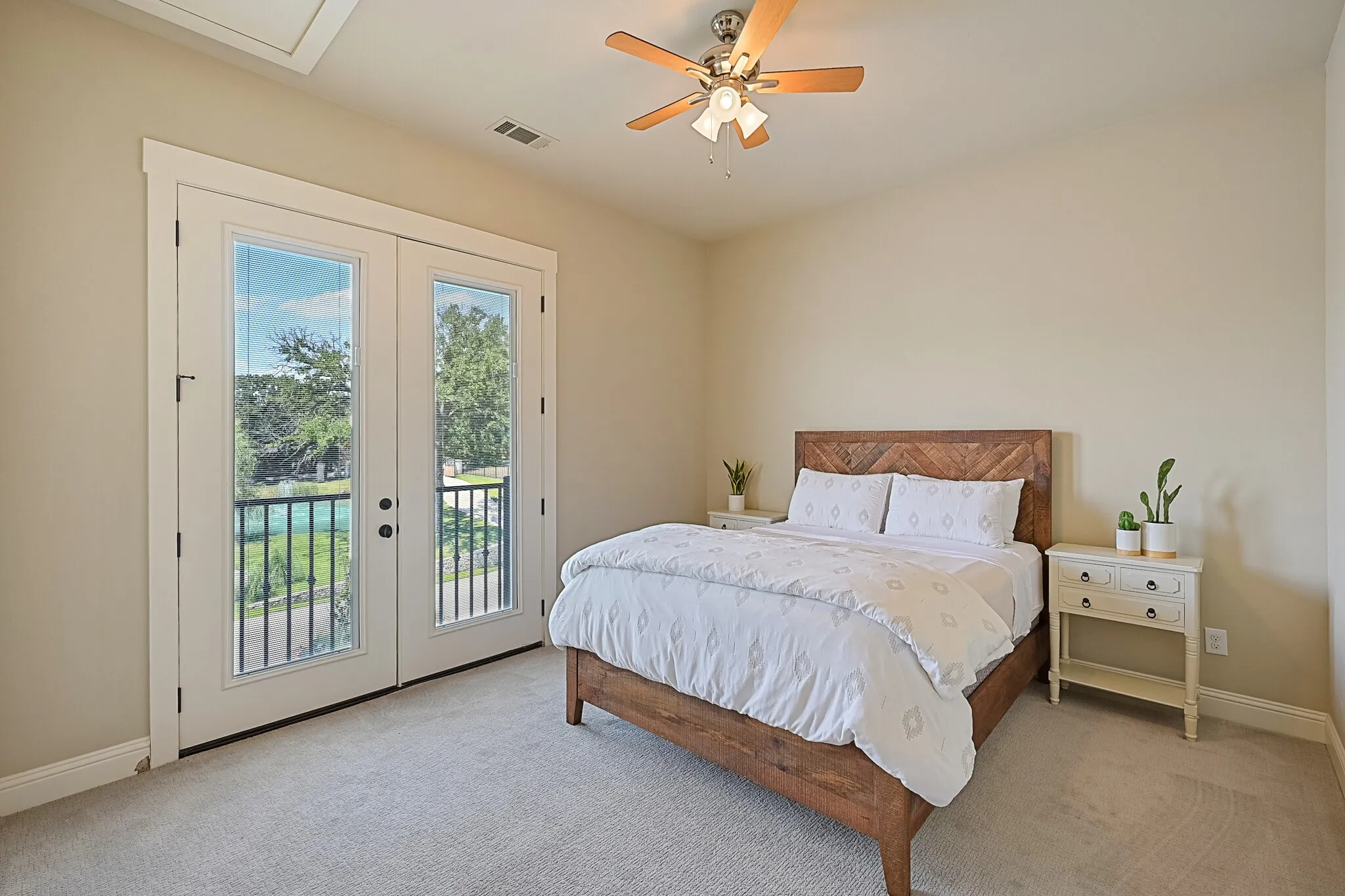 Single Family Residence For Sale in Tarrant County , 7120 Shady Grove Road, Keller, Texas 76248, 5 Bedroom, 6 Bathroom, 6 Garage spaces, 6,157 Sqft, built in 2017, Price $4,200,000, mls#21246536, Real Estate Agent in Keller, Homes For Sale in Tarrant county, Homes For Sale in Keller, Realtor in Keller Texas, Real Estate Brokerage Independent Realty Texas, Luminita Cordes Realtor