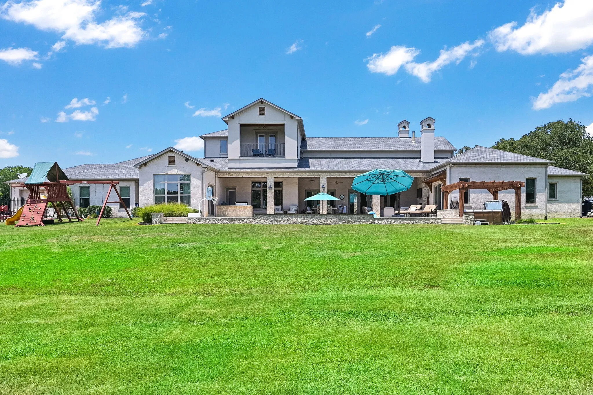 Single Family Residence For Sale in Tarrant County , 7120 Shady Grove Road, Keller, Texas 76248, 5 Bedroom, 6 Bathroom, 6 Garage spaces, 6,157 Sqft, built in 2017, Price $4,200,000, mls#21246536, Real Estate Agent in Keller, Homes For Sale in Tarrant county, Homes For Sale in Keller, Realtor in Keller Texas, Real Estate Brokerage Independent Realty Texas, Luminita Cordes Realtor