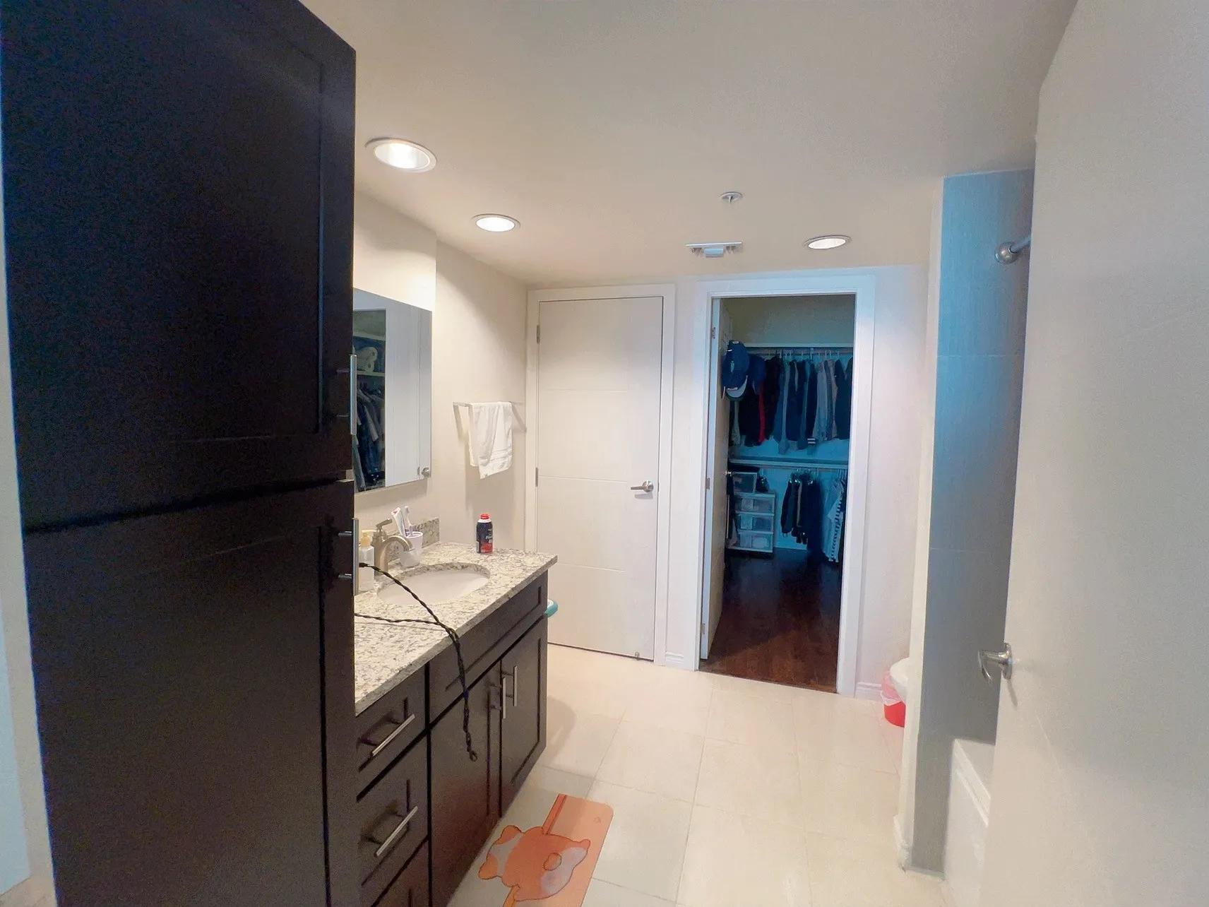 Condominium For Sale in Dallas County , 1100 W Trinity Mills Road 3015, Carrollton, Texas 75006, 2 Bedrooms, 2 Bathrooms, Garage spaces, 1,295 Sqft, built in 2012, Price $320,000, mls#21246864, Real Estate Agent in Carrollton, Homes For Sale in Dallas county, Homes For Sale in Carrollton, Realtor in Carrollton Texas, Real Estate Brokerage Independent Realty Texas, Luminita Cordes Realtor