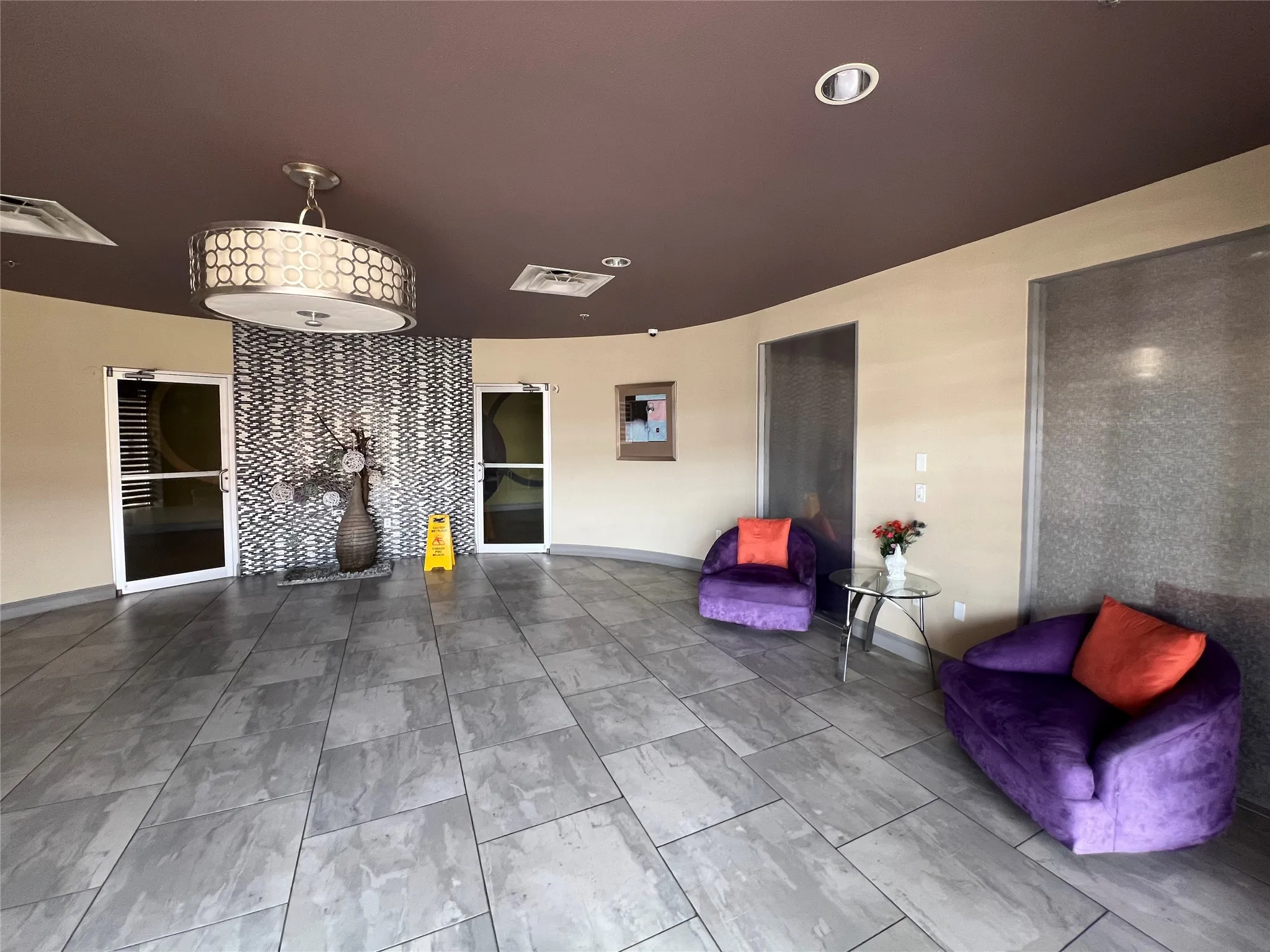Condominium For Sale in Dallas County , 1100 W Trinity Mills Road 3015, Carrollton, Texas 75006, 2 Bedrooms, 2 Bathrooms, Garage spaces, 1,295 Sqft, built in 2012, Price $320,000, mls#21246864, Real Estate Agent in Carrollton, Homes For Sale in Dallas county, Homes For Sale in Carrollton, Realtor in Carrollton Texas, Real Estate Brokerage Independent Realty Texas, Luminita Cordes Realtor