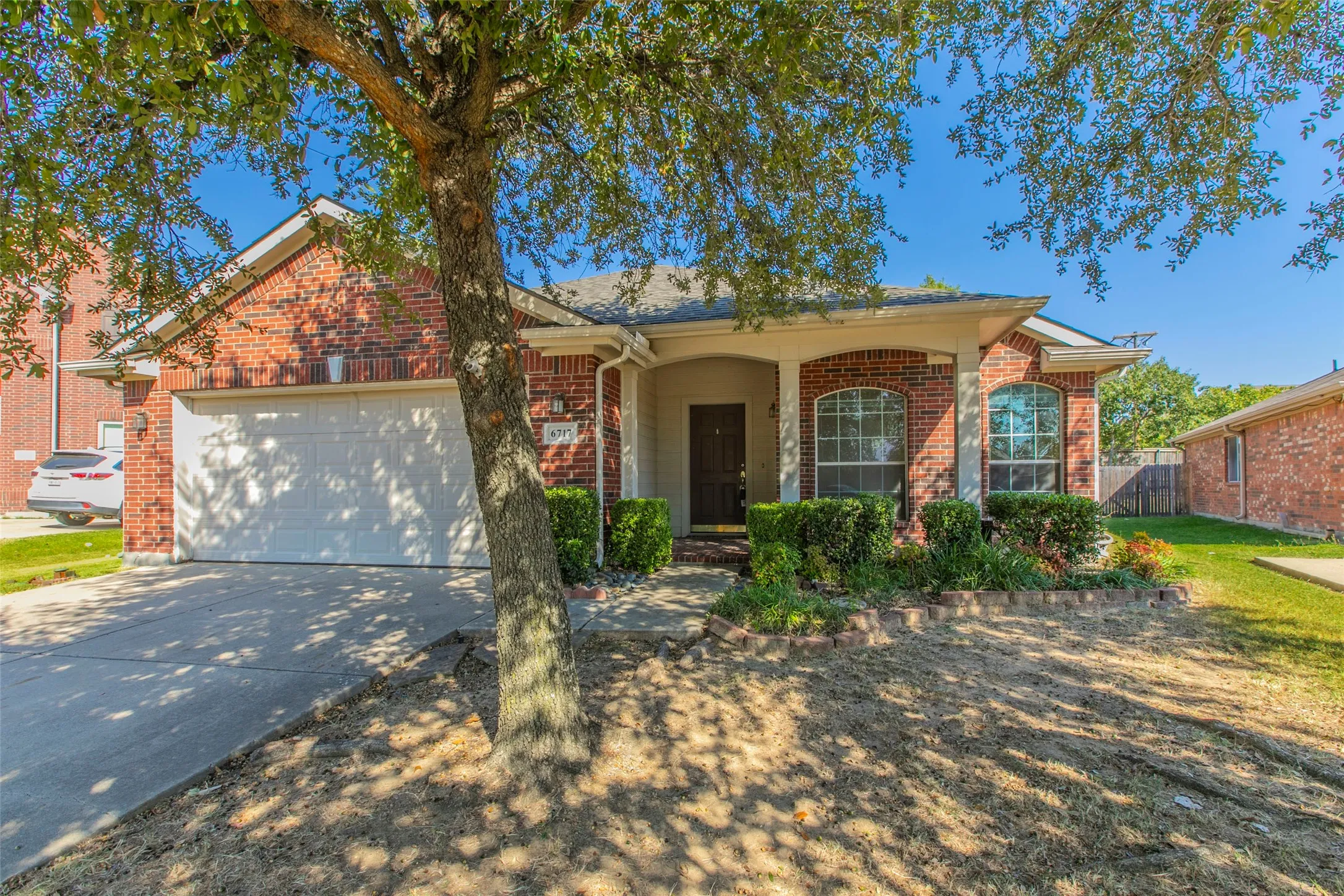 Single Family Residence For Rent in Tarrant County , 6717 Dream Dust Drive, North Richland Hills, Texas 76180, 3 Bedrooms, 2 Bathrooms, 2 Garage spaces, 1,808 Sqft, built in 2004, Price $2,300, mls#21246910, Real Estate Agent in North Richland Hills, Homes For Rent in Tarrant county, Homes For Rent in North Richland Hills, Realtor in North Richland Hills Texas, Real Estate Brokerage Independent Realty Texas, Luminita Cordes Realtor
