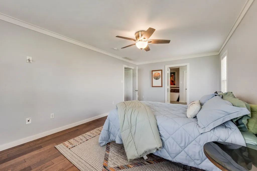 Single Family Residence For Sale in Hunt County , 1016 Shoreline Drive, West Tawakoni, Texas 75474, 3 Bedrooms, 2 Bathrooms, 2 Garage spaces, 1,910 Sqft, built in 1997, Price $484,900, mls#21227244, Real Estate Agent in West Tawakoni, Homes For Sale in Hunt county, Homes For Sale in West Tawakoni, Realtor in West Tawakoni Texas, Real Estate Brokerage Independent Realty Texas, Luminita Cordes Realtor