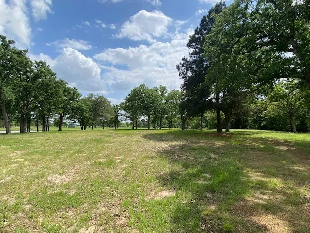 Single Family Residence For Sale in Henderson County , 7601 CR 3700, Murchison, Texas 75778, 3 Bedroom, 3 Bathroom, Garage spaces, 1,776 Sqft, built in 2008, Preowned, mls#21245281, Real Estate Agent in Murchison, Homes For Sale in Henderson county, Homes For Sale in Murchison, Realtor in Murchison Texas, Real Estate Brokerage Independent Realty Texas, Luminita Cordes Realtor