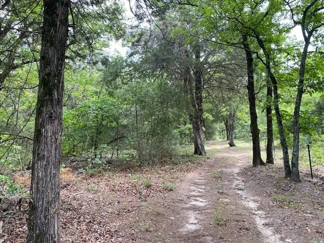 Single Family Residence For Sale in Henderson County , 7601 CR 3700, Murchison, Texas 75778, 3 Bedroom, 3 Bathroom, Garage spaces, 1,776 Sqft, built in 2008, Preowned, mls#21245281, Real Estate Agent in Murchison, Homes For Sale in Henderson county, Homes For Sale in Murchison, Realtor in Murchison Texas, Real Estate Brokerage Independent Realty Texas, Luminita Cordes Realtor