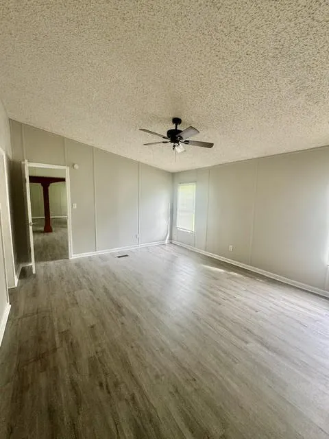 Mobile Home For Sale in Parker County , 723 Highland Circle, Springtown, Texas 76082, 3 Bedroom, 2 Bathroom, Garage spaces, 1,848 Sqft, built in 1997, mls#21247017, Real Estate Agent in Springtown, Homes For Sale in Parker county, Homes For Sale in Springtown, Realtor in Springtown Texas, Real Estate Brokerage Independent Realty Texas, Luminita Cordes Realtor