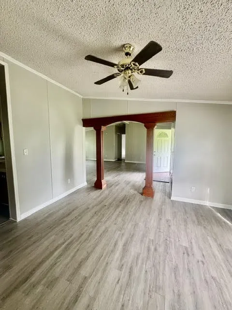 Mobile Home For Sale in Parker County , 723 Highland Circle, Springtown, Texas 76082, 3 Bedroom, 2 Bathroom, Garage spaces, 1,848 Sqft, built in 1997, mls#21247017, Real Estate Agent in Springtown, Homes For Sale in Parker county, Homes For Sale in Springtown, Realtor in Springtown Texas, Real Estate Brokerage Independent Realty Texas, Luminita Cordes Realtor