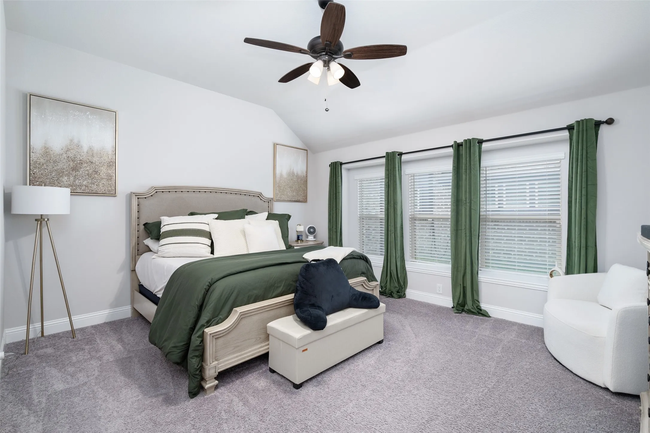 Single Family Residence For Sale in Collin County , 343 Winterwood Drive, Lavon, Texas 75166, 4 Bedroom, 2 Bathroom, 2 Garage spaces, 2,050 Sqft, built in 2022, Preowned, mls#21243626, Real Estate Agent in Lavon, Homes For Sale in Collin county, Homes For Sale in Lavon, Realtor in Lavon Texas, Real Estate Brokerage Independent Realty Texas, Luminita Cordes Realtor