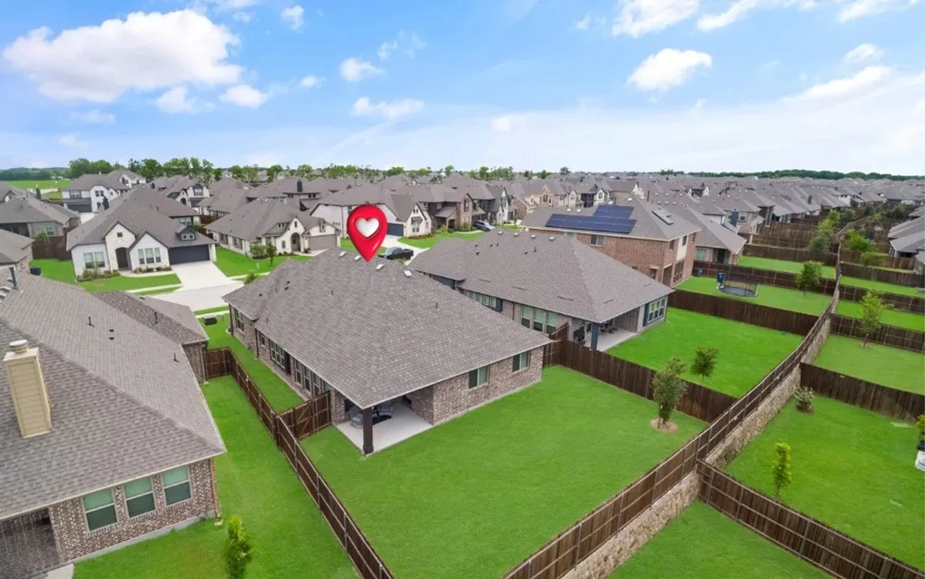 Single Family Residence For Sale in Collin County , 343 Winterwood Drive, Lavon, Texas 75166, 4 Bedroom, 2 Bathroom, 2 Garage spaces, 2,050 Sqft, built in 2022, Preowned, mls#21243626, Real Estate Agent in Lavon, Homes For Sale in Collin county, Homes For Sale in Lavon, Realtor in Lavon Texas, Real Estate Brokerage Independent Realty Texas, Luminita Cordes Realtor