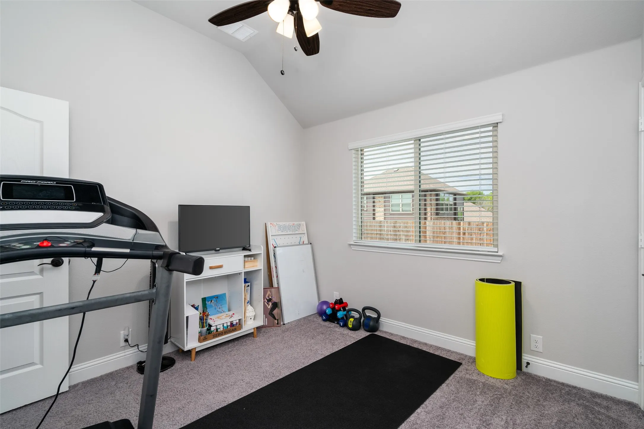 Single Family Residence For Sale in Collin County , 343 Winterwood Drive, Lavon, Texas 75166, 4 Bedroom, 2 Bathroom, 2 Garage spaces, 2,050 Sqft, built in 2022, Preowned, mls#21243626, Real Estate Agent in Lavon, Homes For Sale in Collin county, Homes For Sale in Lavon, Realtor in Lavon Texas, Real Estate Brokerage Independent Realty Texas, Luminita Cordes Realtor