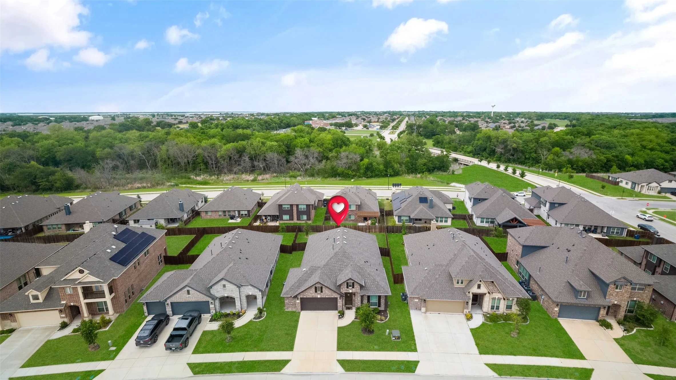 Single Family Residence For Sale in Collin County , 343 Winterwood Drive, Lavon, Texas 75166, 4 Bedroom, 2 Bathroom, 2 Garage spaces, 2,050 Sqft, built in 2022, Preowned, mls#21243626, Real Estate Agent in Lavon, Homes For Sale in Collin county, Homes For Sale in Lavon, Realtor in Lavon Texas, Real Estate Brokerage Independent Realty Texas, Luminita Cordes Realtor