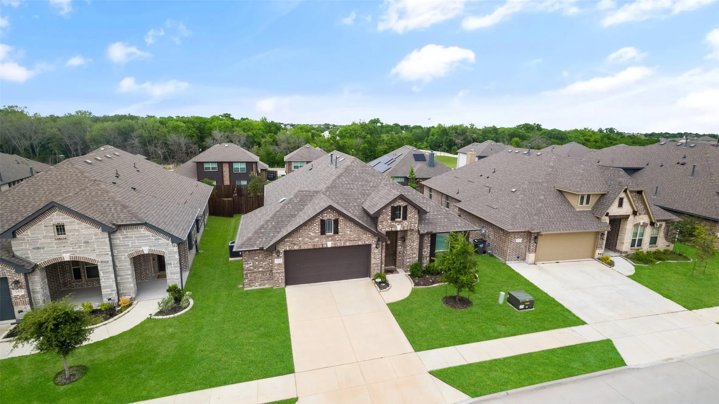 Single Family Residence For Sale in Collin County , 343 Winterwood Drive, Lavon, Texas 75166, 4 Bedroom, 2 Bathroom, 2 Garage spaces, 2,050 Sqft, built in 2022, Preowned, mls#21243626, Real Estate Agent in Lavon, Homes For Sale in Collin county, Homes For Sale in Lavon, Realtor in Lavon Texas, Real Estate Brokerage Independent Realty Texas, Luminita Cordes Realtor