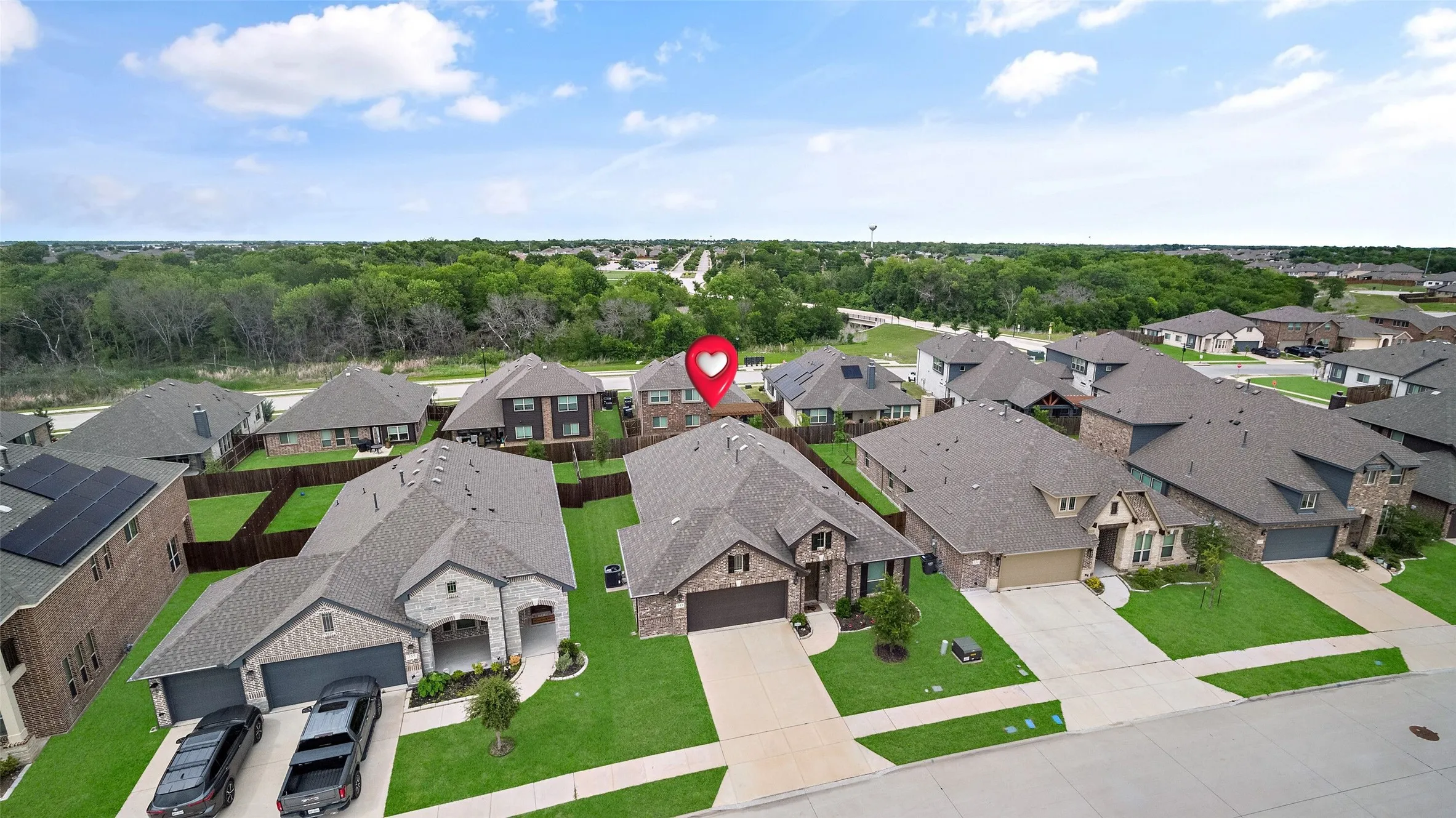 Single Family Residence For Sale in Collin County , 343 Winterwood Drive, Lavon, Texas 75166, 4 Bedroom, 2 Bathroom, 2 Garage spaces, 2,050 Sqft, built in 2022, Preowned, mls#21243626, Real Estate Agent in Lavon, Homes For Sale in Collin county, Homes For Sale in Lavon, Realtor in Lavon Texas, Real Estate Brokerage Independent Realty Texas, Luminita Cordes Realtor