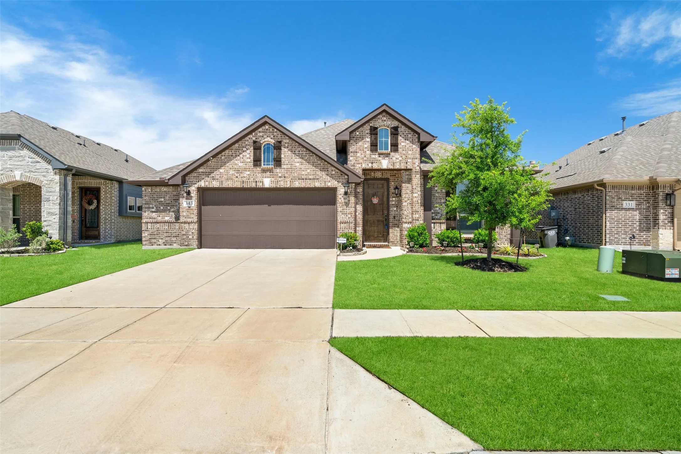 Single Family Residence For Sale in Collin County , 343 Winterwood Drive, Lavon, Texas 75166, 4 Bedroom, 2 Bathroom, 2 Garage spaces, 2,050 Sqft, built in 2022, Preowned, mls#21243626, Real Estate Agent in Lavon, Homes For Sale in Collin county, Homes For Sale in Lavon, Realtor in Lavon Texas, Real Estate Brokerage Independent Realty Texas, Luminita Cordes Realtor