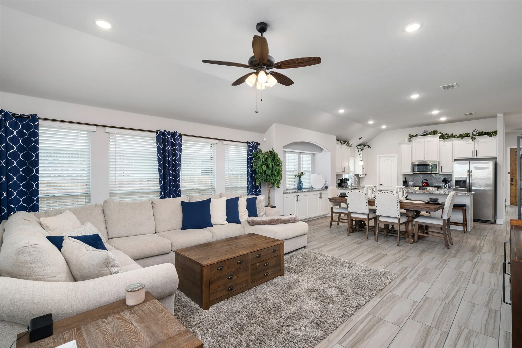 Single Family Residence For Sale in Collin County , 343 Winterwood Drive, Lavon, Texas 75166, 4 Bedroom, 2 Bathroom, 2 Garage spaces, 2,050 Sqft, built in 2022, Preowned, mls#21243626, Real Estate Agent in Lavon, Homes For Sale in Collin county, Homes For Sale in Lavon, Realtor in Lavon Texas, Real Estate Brokerage Independent Realty Texas, Luminita Cordes Realtor