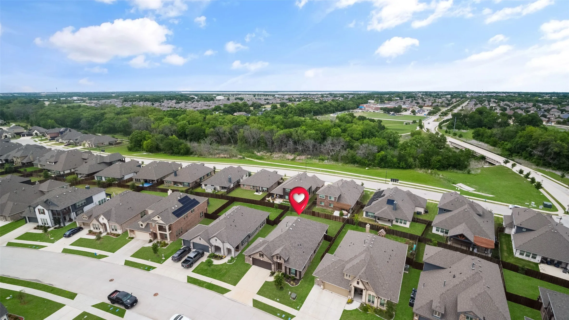 Single Family Residence For Sale in Collin County , 343 Winterwood Drive, Lavon, Texas 75166, 4 Bedroom, 2 Bathroom, 2 Garage spaces, 2,050 Sqft, built in 2022, Preowned, mls#21243626, Real Estate Agent in Lavon, Homes For Sale in Collin county, Homes For Sale in Lavon, Realtor in Lavon Texas, Real Estate Brokerage Independent Realty Texas, Luminita Cordes Realtor