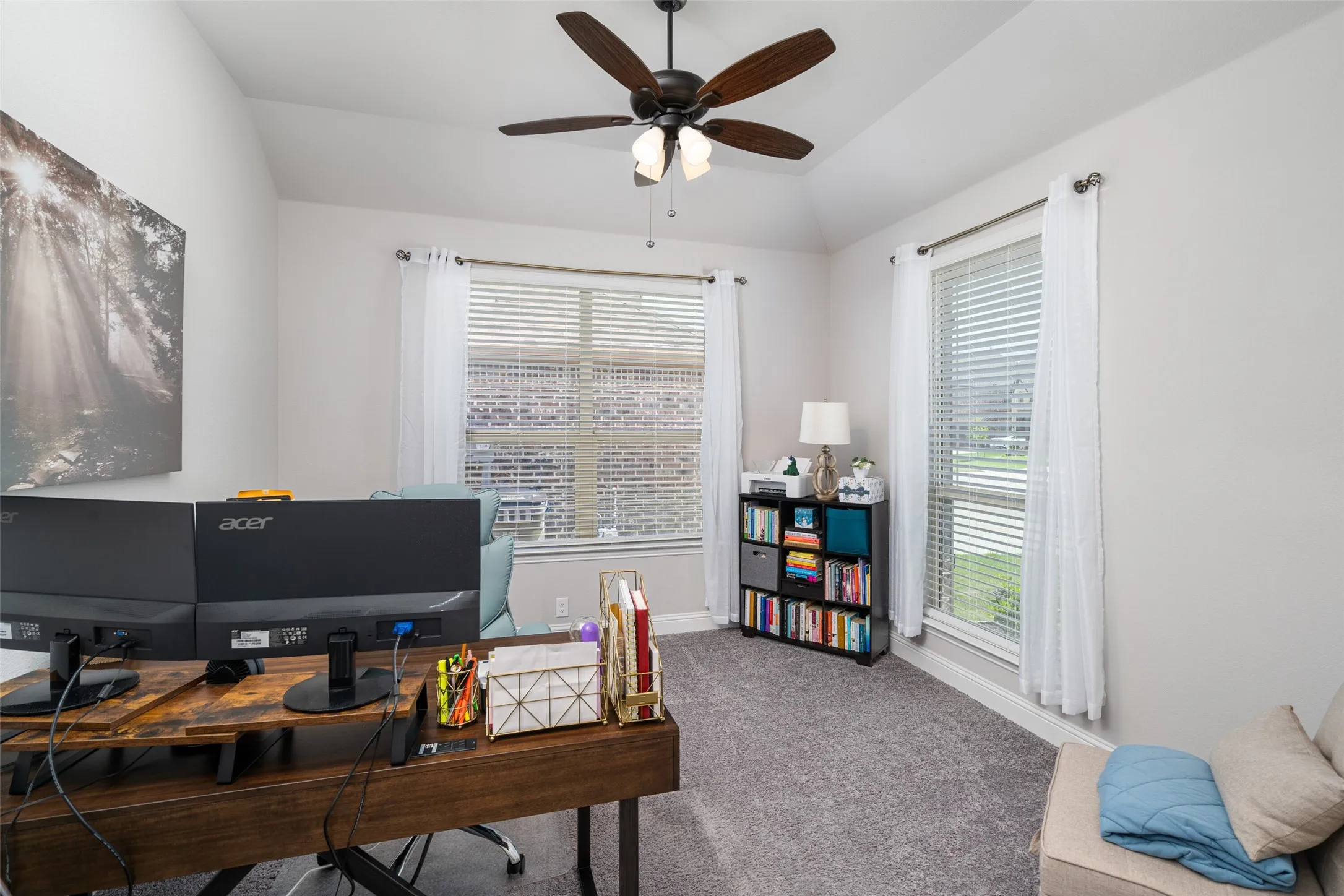 Single Family Residence For Sale in Collin County , 343 Winterwood Drive, Lavon, Texas 75166, 4 Bedroom, 2 Bathroom, 2 Garage spaces, 2,050 Sqft, built in 2022, Preowned, mls#21243626, Real Estate Agent in Lavon, Homes For Sale in Collin county, Homes For Sale in Lavon, Realtor in Lavon Texas, Real Estate Brokerage Independent Realty Texas, Luminita Cordes Realtor