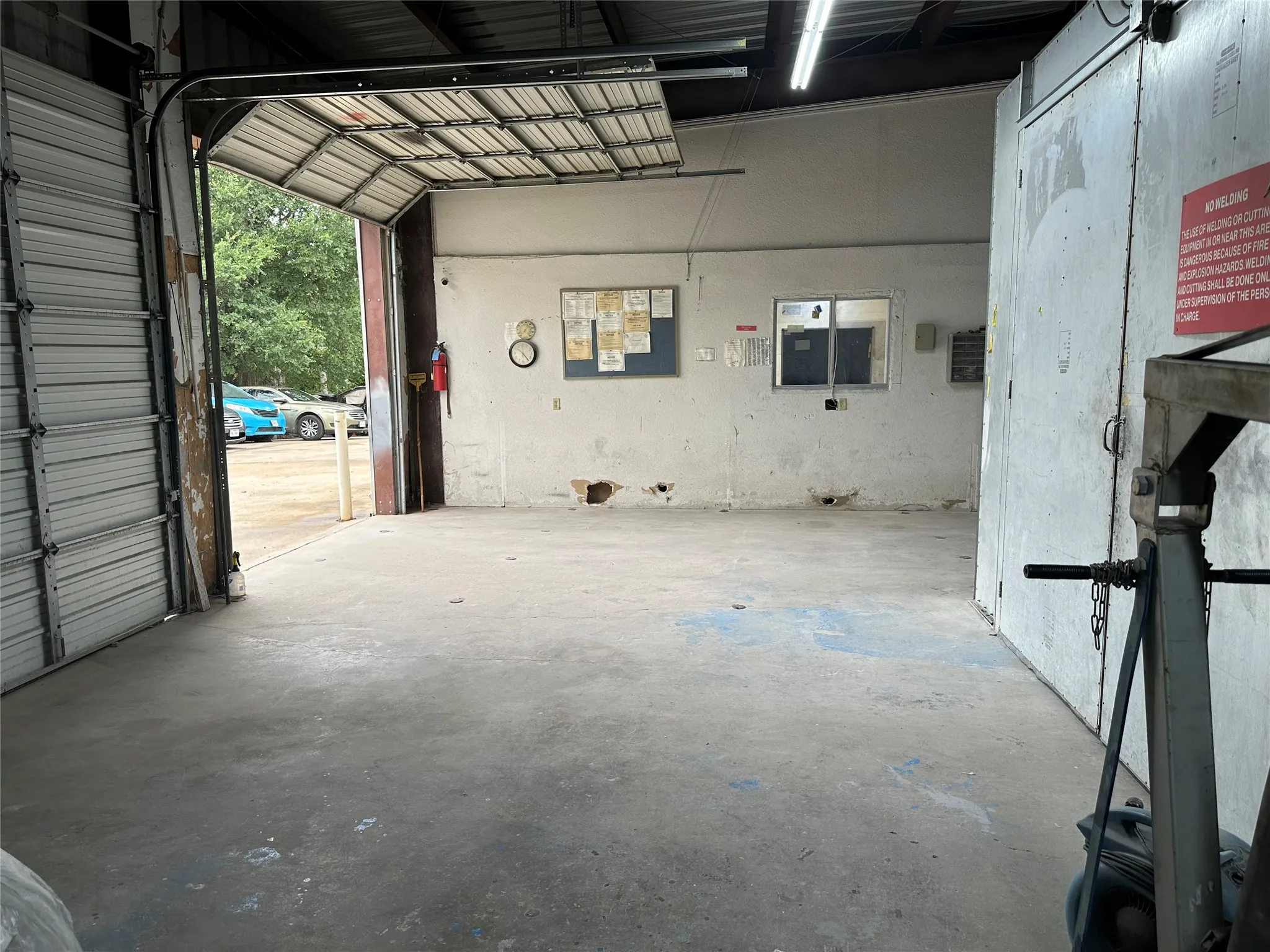 Industrial For Sale in Dallas County , 11298 Luna Road, Dallas, Texas 75229, 0, 0, Garage spaces, 0 Sqft, built in 2007, Preowned, mls#21233626, Real Estate Agent in Dallas, Homes For Sale in Dallas county, Homes For Sale in Dallas, Realtor in Dallas Texas, Real Estate Brokerage Independent Realty Texas, Luminita Cordes Realtor