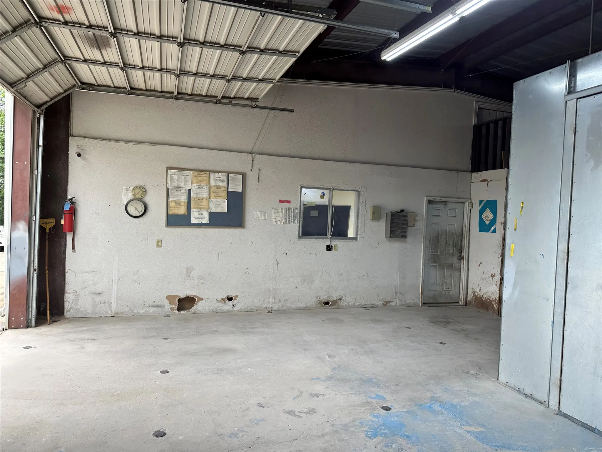 Industrial For Sale in Dallas County , 11298 Luna Road, Dallas, Texas 75229, 0, 0, Garage spaces, 0 Sqft, built in 2007, Preowned, mls#21233626, Real Estate Agent in Dallas, Homes For Sale in Dallas county, Homes For Sale in Dallas, Realtor in Dallas Texas, Real Estate Brokerage Independent Realty Texas, Luminita Cordes Realtor