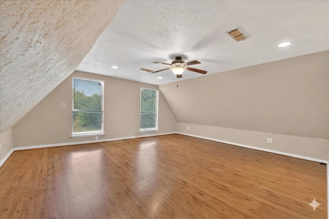 Single Family Residence For Sale in Wise County , 1276 County Road 1480, Alvord, Texas 76225, 3 Bedroom, 2 Bathroom, Garage spaces, 2,388 Sqft, built in 1982, mls#21242646, Real Estate Agent in Alvord, Homes For Sale in Wise county, Homes For Sale in Alvord, Realtor in Alvord Texas, Real Estate Brokerage Independent Realty Texas, Luminita Cordes Realtor