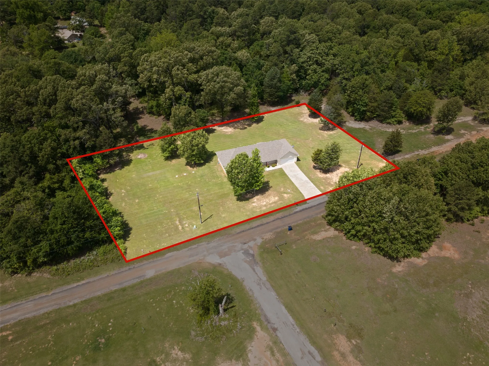 Single Family Residence For Sale in Henderson County , 6775 Ann Drive, Murchison, Texas 75778, 3 Bedrooms, 2 Bathrooms, 2 Garage spaces, 1,529 Sqft, built in 2019, Price $293,200, mls#21246978, Real Estate Agent in Murchison, Homes For Sale in Henderson county, Homes For Sale in Murchison, Realtor in Murchison Texas, Real Estate Brokerage Independent Realty Texas, Luminita Cordes Realtor