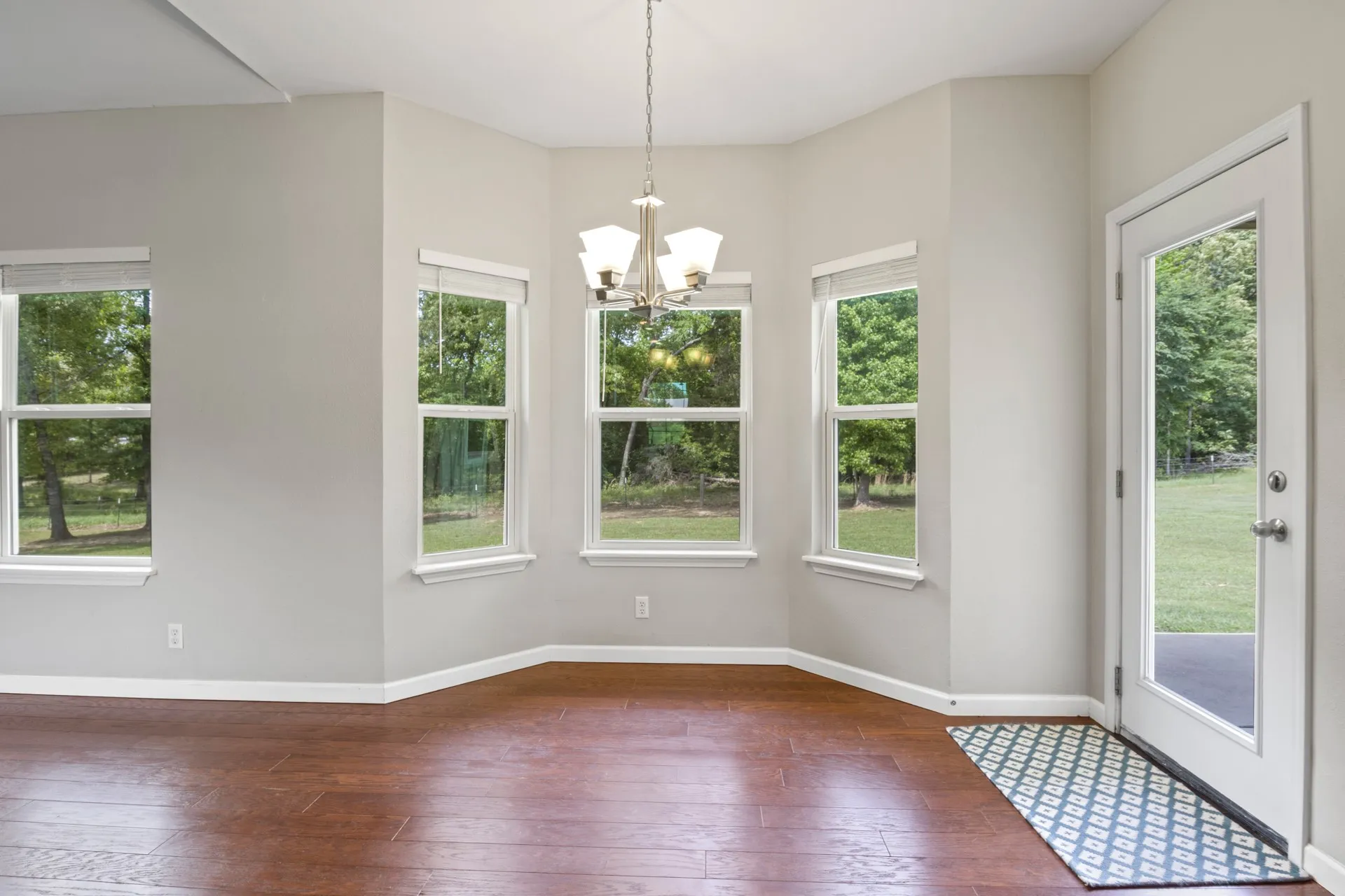 Single Family Residence For Sale in Henderson County , 6775 Ann Drive, Murchison, Texas 75778, 3 Bedrooms, 2 Bathrooms, 2 Garage spaces, 1,529 Sqft, built in 2019, Price $293,200, mls#21246978, Real Estate Agent in Murchison, Homes For Sale in Henderson county, Homes For Sale in Murchison, Realtor in Murchison Texas, Real Estate Brokerage Independent Realty Texas, Luminita Cordes Realtor