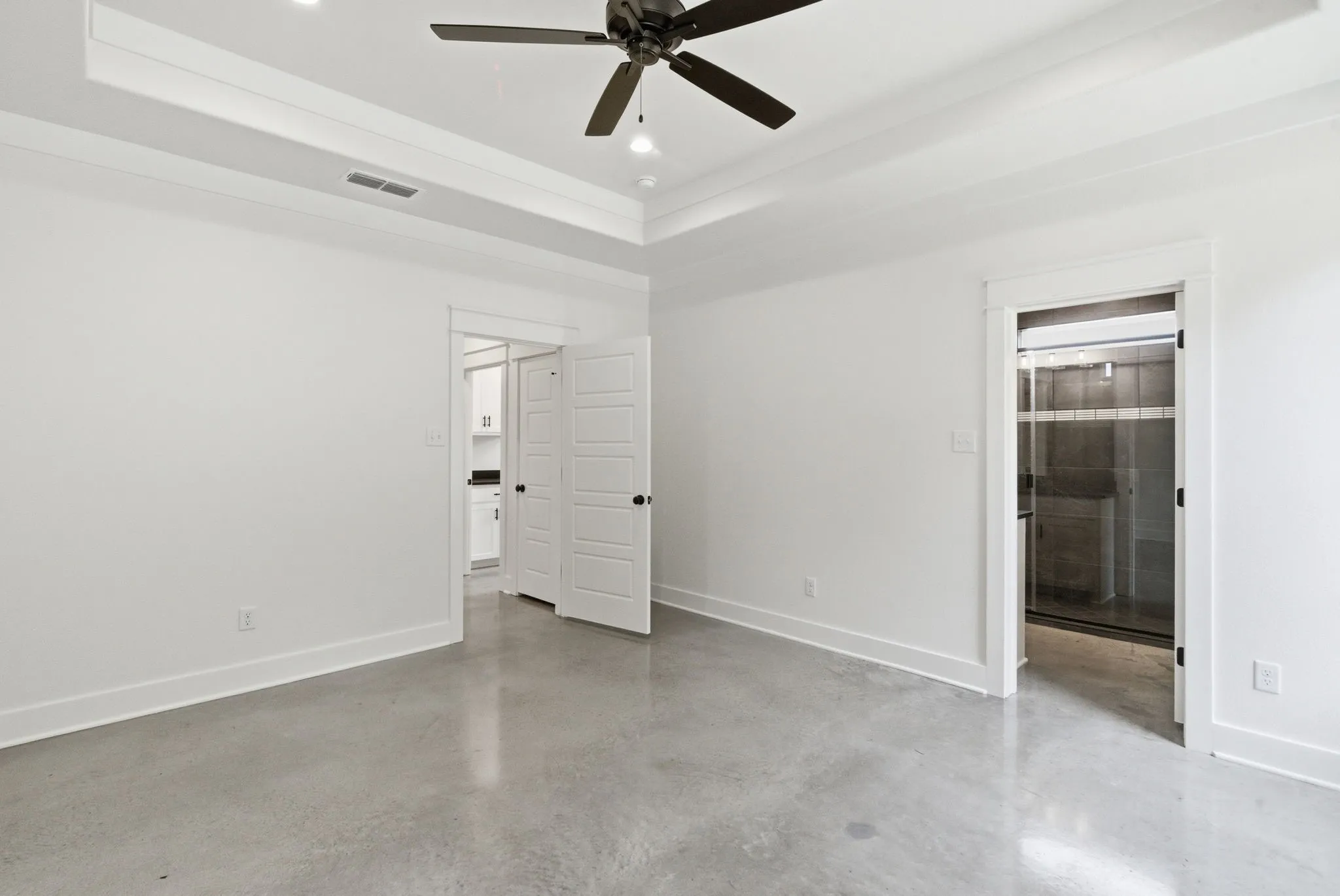 Single Family Residence For Sale in Parker County , 145 Graystone, Weatherford, Texas 76088, 3 Bedroom, 2 Bathroom, 2 Garage spaces, 1,646 Sqft, built in 2026, New Construction - Complete, mls#21247008, Real Estate Agent in Weatherford, Homes For Sale in Parker county, Homes For Sale in Weatherford, Realtor in Weatherford Texas, Real Estate Brokerage Independent Realty Texas, Luminita Cordes Realtor