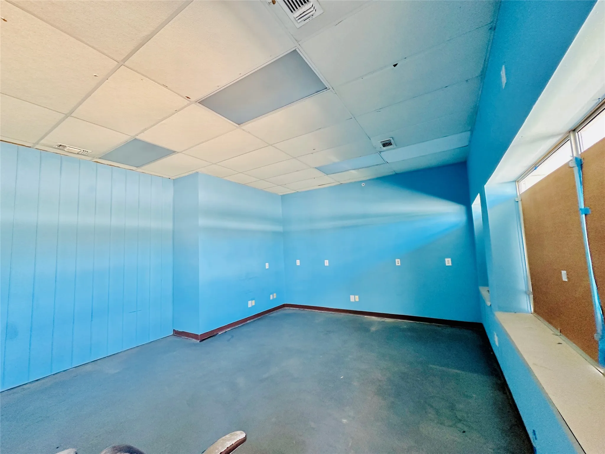 Office For Sale in Callahan County , 311 S Access Road, Clyde, Texas 79510, 0, 0, Garage spaces, 0 Sqft, built in 1990, Preowned, mls#21244635, Real Estate Agent in Clyde, Homes For Sale in Callahan county, Homes For Sale in Clyde, Realtor in Clyde Texas, Real Estate Brokerage Independent Realty Texas, Luminita Cordes Realtor
