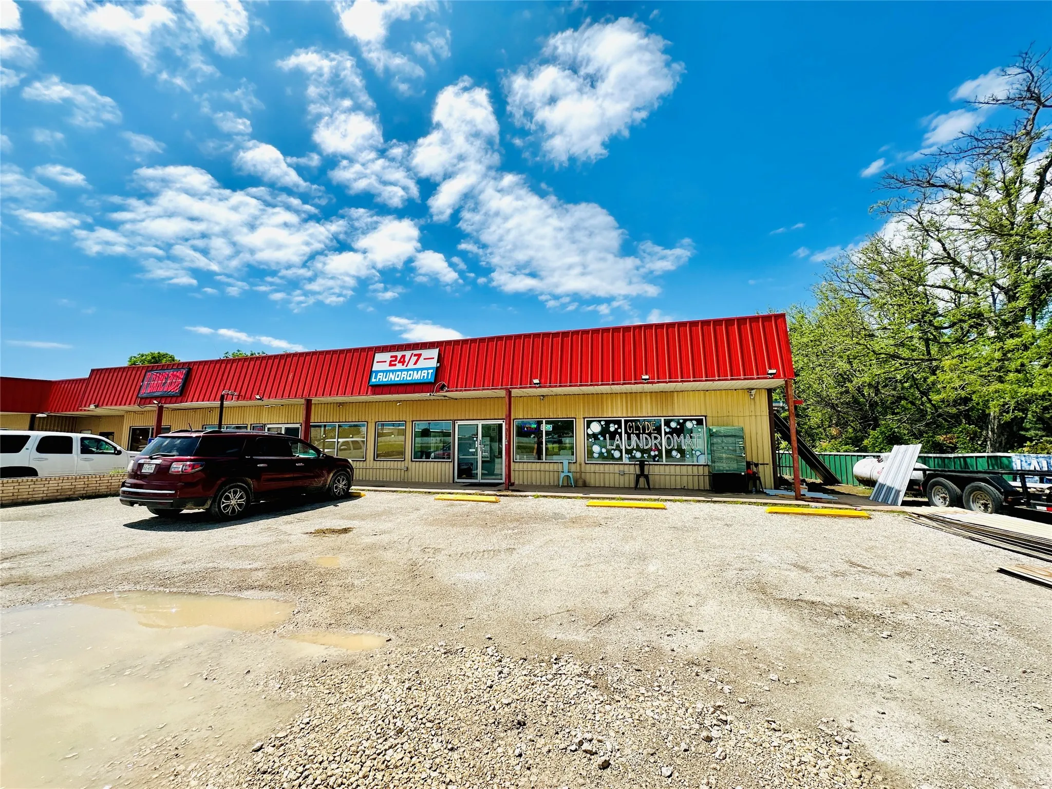 Office For Sale in Callahan County , 311 S Access Road, Clyde, Texas 79510, 0, 0, Garage spaces, 0 Sqft, built in 1990, Preowned, mls#21244635, Real Estate Agent in Clyde, Homes For Sale in Callahan county, Homes For Sale in Clyde, Realtor in Clyde Texas, Real Estate Brokerage Independent Realty Texas, Luminita Cordes Realtor