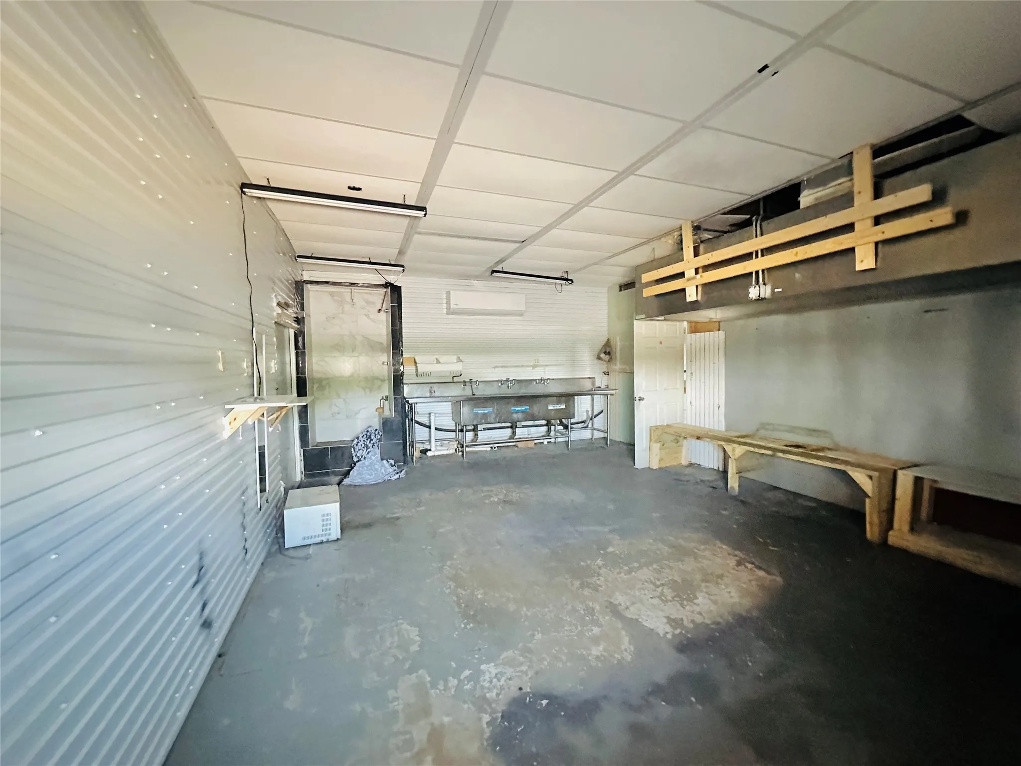 Office For Sale in Callahan County , 311 S Access Road, Clyde, Texas 79510, 0, 0, Garage spaces, 0 Sqft, built in 1990, Preowned, mls#21244635, Real Estate Agent in Clyde, Homes For Sale in Callahan county, Homes For Sale in Clyde, Realtor in Clyde Texas, Real Estate Brokerage Independent Realty Texas, Luminita Cordes Realtor