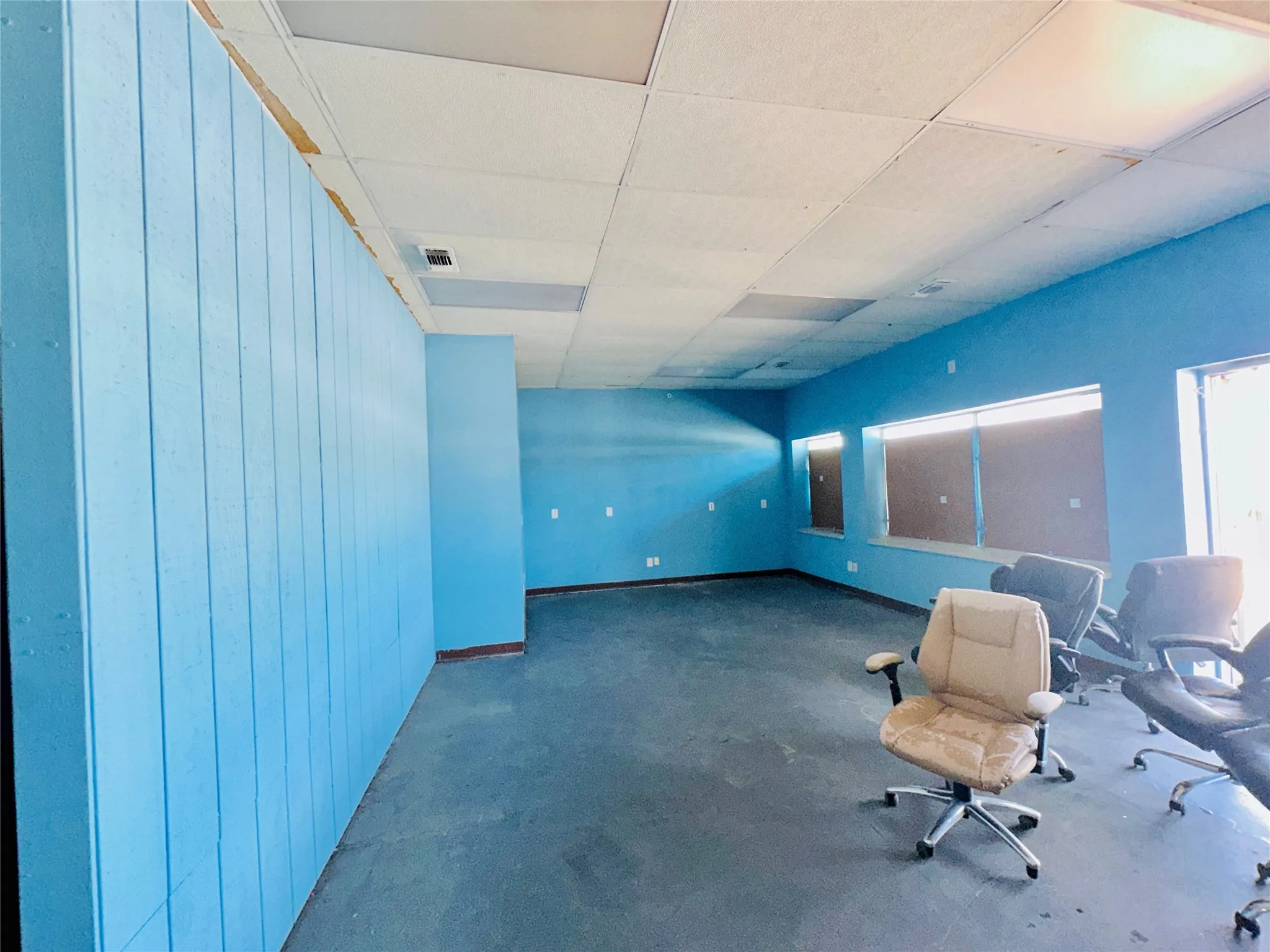 Office For Sale in Callahan County , 311 S Access Road, Clyde, Texas 79510, 0, 0, Garage spaces, 0 Sqft, built in 1990, Preowned, mls#21244635, Real Estate Agent in Clyde, Homes For Sale in Callahan county, Homes For Sale in Clyde, Realtor in Clyde Texas, Real Estate Brokerage Independent Realty Texas, Luminita Cordes Realtor
