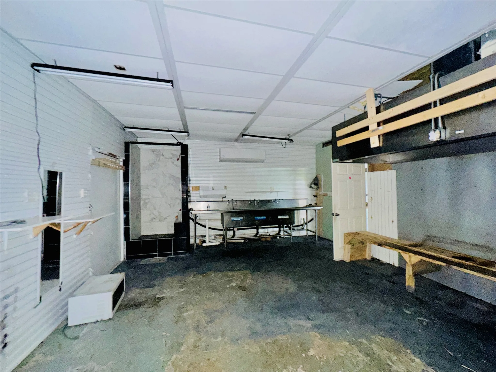 Office For Sale in Callahan County , 311 S Access Road, Clyde, Texas 79510, 0, 0, Garage spaces, 0 Sqft, built in 1990, Preowned, mls#21244635, Real Estate Agent in Clyde, Homes For Sale in Callahan county, Homes For Sale in Clyde, Realtor in Clyde Texas, Real Estate Brokerage Independent Realty Texas, Luminita Cordes Realtor