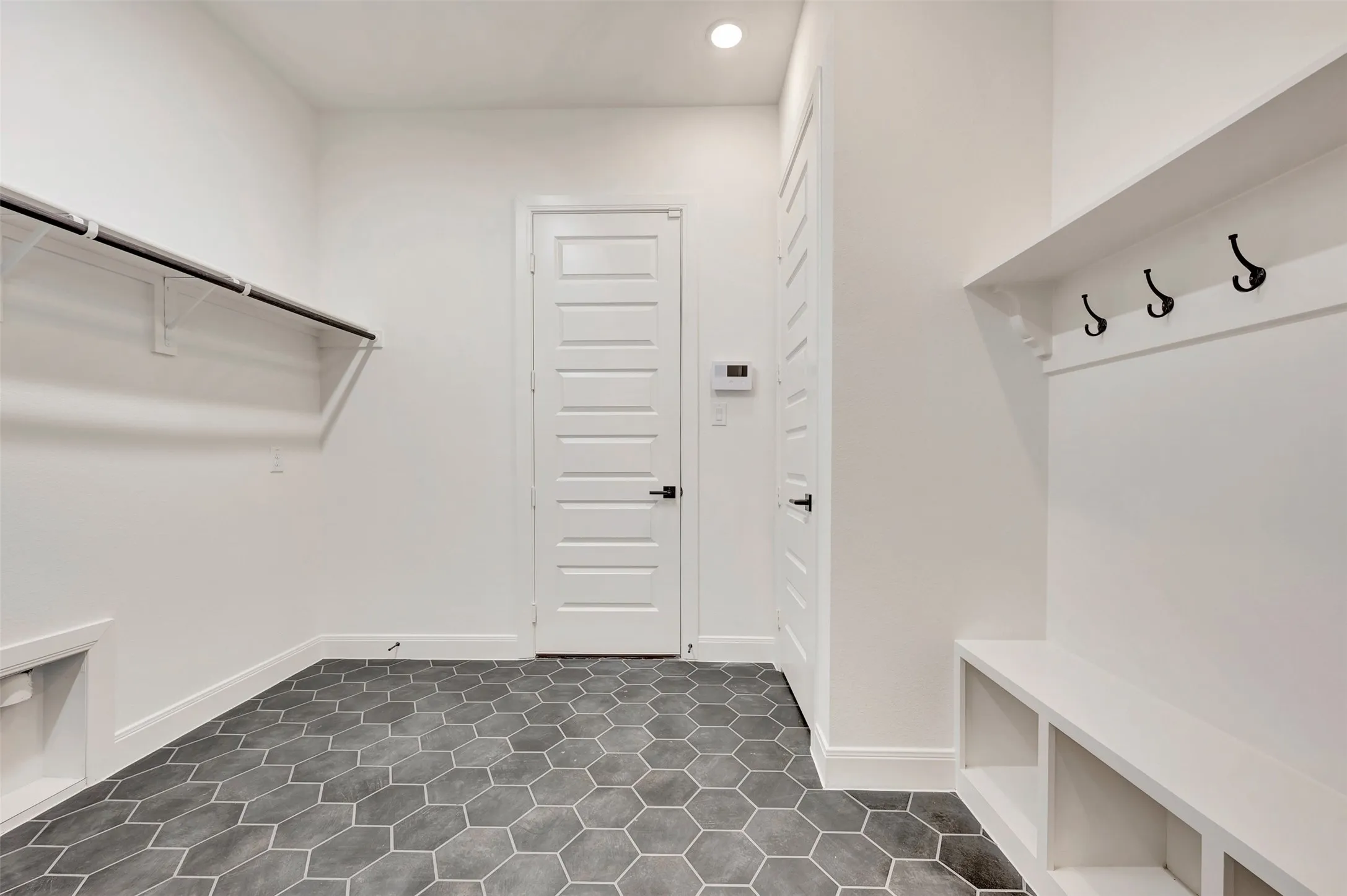 Single Family Residence For Sale in Ellis County , 3551 Redbud Flower Trail, Venus, Texas 76084, 3 Bedroom, 3 Bathroom, 3 Garage spaces, 2,457 Sqft, built in 2025, mls#21247111, Real Estate Agent in Venus, Homes For Sale in Ellis county, Homes For Sale in Venus, Realtor in Venus Texas, Real Estate Brokerage Independent Realty Texas, Luminita Cordes Realtor
