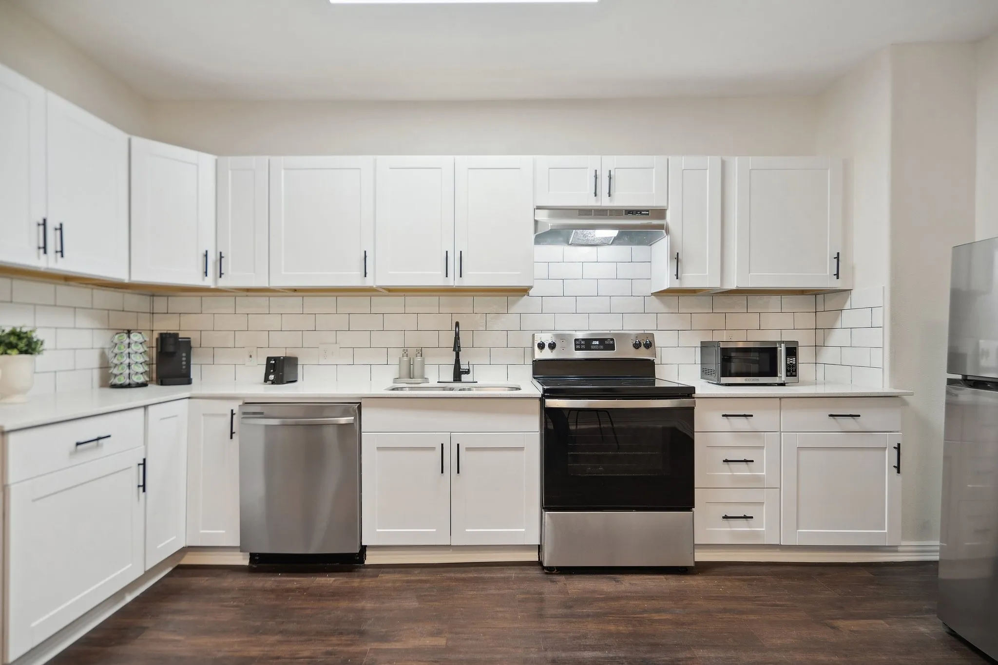 Duplex For Sale in Dallas County , 4216 E Side Avenue, Dallas, Texas 75226, 4 Bedrooms, 2 Bathrooms, Garage spaces, 0 Sqft, built in 1924, Preowned, Price $559,000, mls#21247131, Real Estate Agent in Dallas, Homes For Sale in Dallas county, Homes For Sale in Dallas, Realtor in Dallas Texas, Real Estate Brokerage Independent Realty Texas, Luminita Cordes Realtor