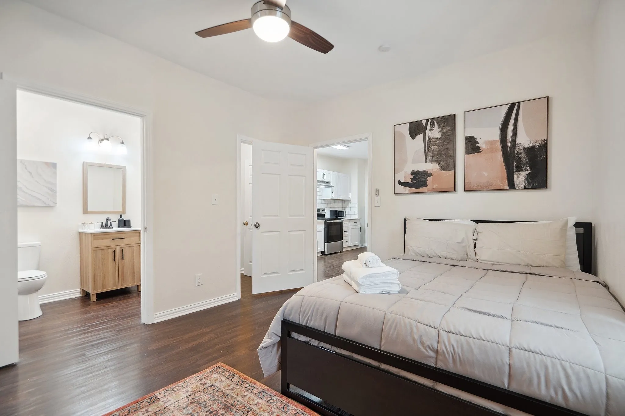 Duplex For Sale in Dallas County , 4216 E Side Avenue, Dallas, Texas 75226, 4 Bedrooms, 2 Bathrooms, Garage spaces, 0 Sqft, built in 1924, Preowned, Price $559,000, mls#21247131, Real Estate Agent in Dallas, Homes For Sale in Dallas county, Homes For Sale in Dallas, Realtor in Dallas Texas, Real Estate Brokerage Independent Realty Texas, Luminita Cordes Realtor