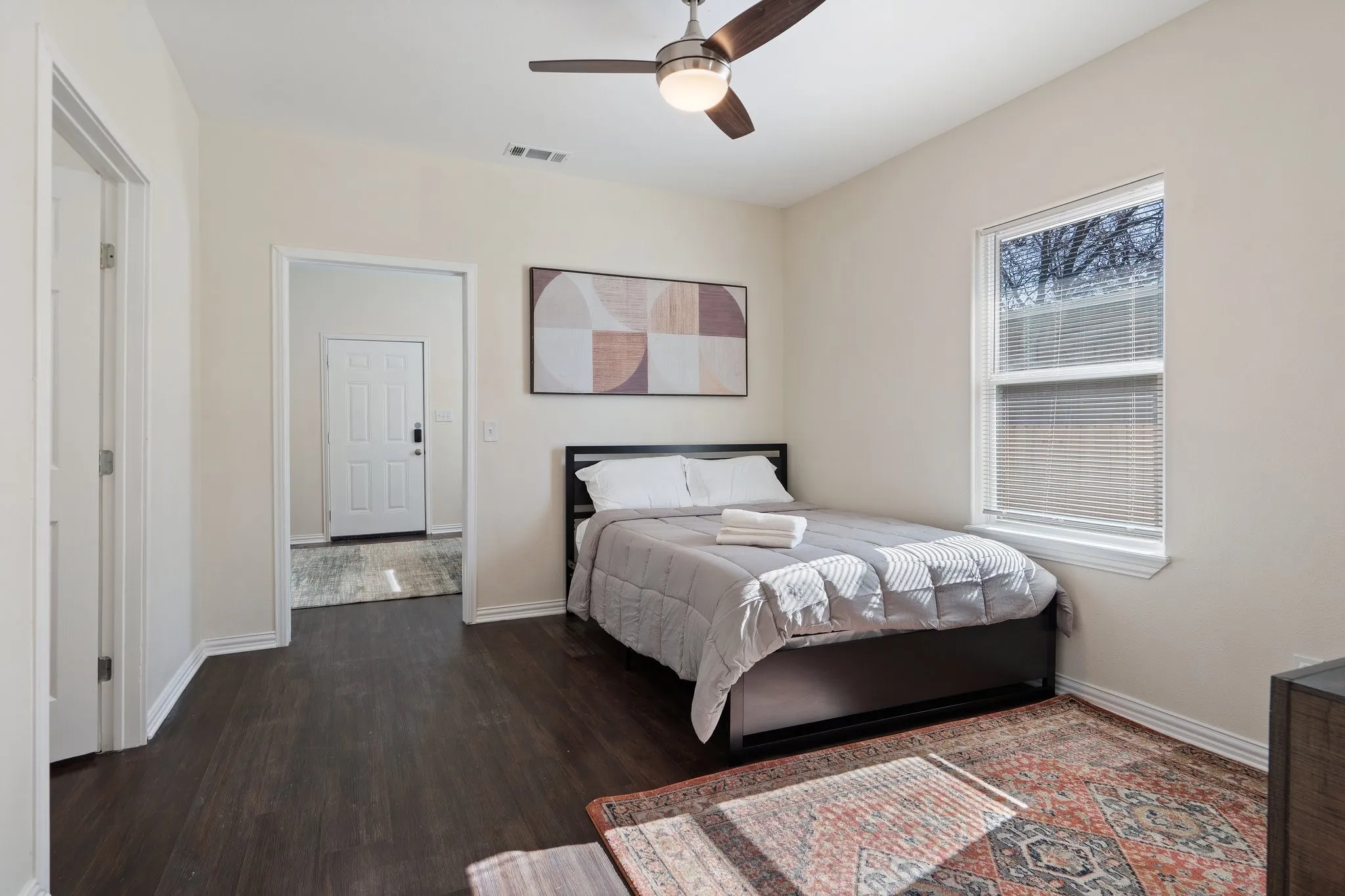 Duplex For Sale in Dallas County , 4216 E Side Avenue, Dallas, Texas 75226, 4 Bedrooms, 2 Bathrooms, Garage spaces, 0 Sqft, built in 1924, Preowned, Price $559,000, mls#21247131, Real Estate Agent in Dallas, Homes For Sale in Dallas county, Homes For Sale in Dallas, Realtor in Dallas Texas, Real Estate Brokerage Independent Realty Texas, Luminita Cordes Realtor