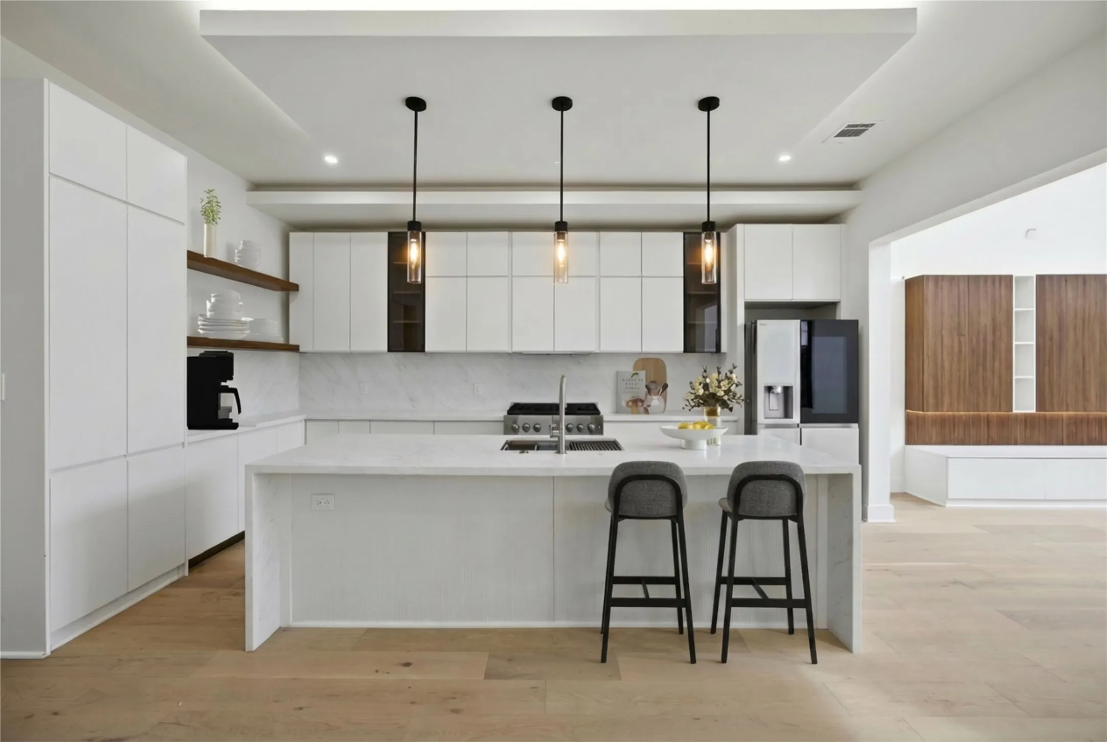 Single Family Residence For Rent in Dallas County , 4220 MUNGER Avenue, Dallas, Texas 75204, 3 Bedrooms, 4 Bathrooms, 2 Garage spaces, 3,170 Sqft, built in 2026, Price $6,950, mls#21247148, Real Estate Agent in Dallas, Homes For Rent in Dallas county, Homes For Rent in Dallas, Realtor in Dallas Texas, Real Estate Brokerage Independent Realty Texas, Luminita Cordes Realtor