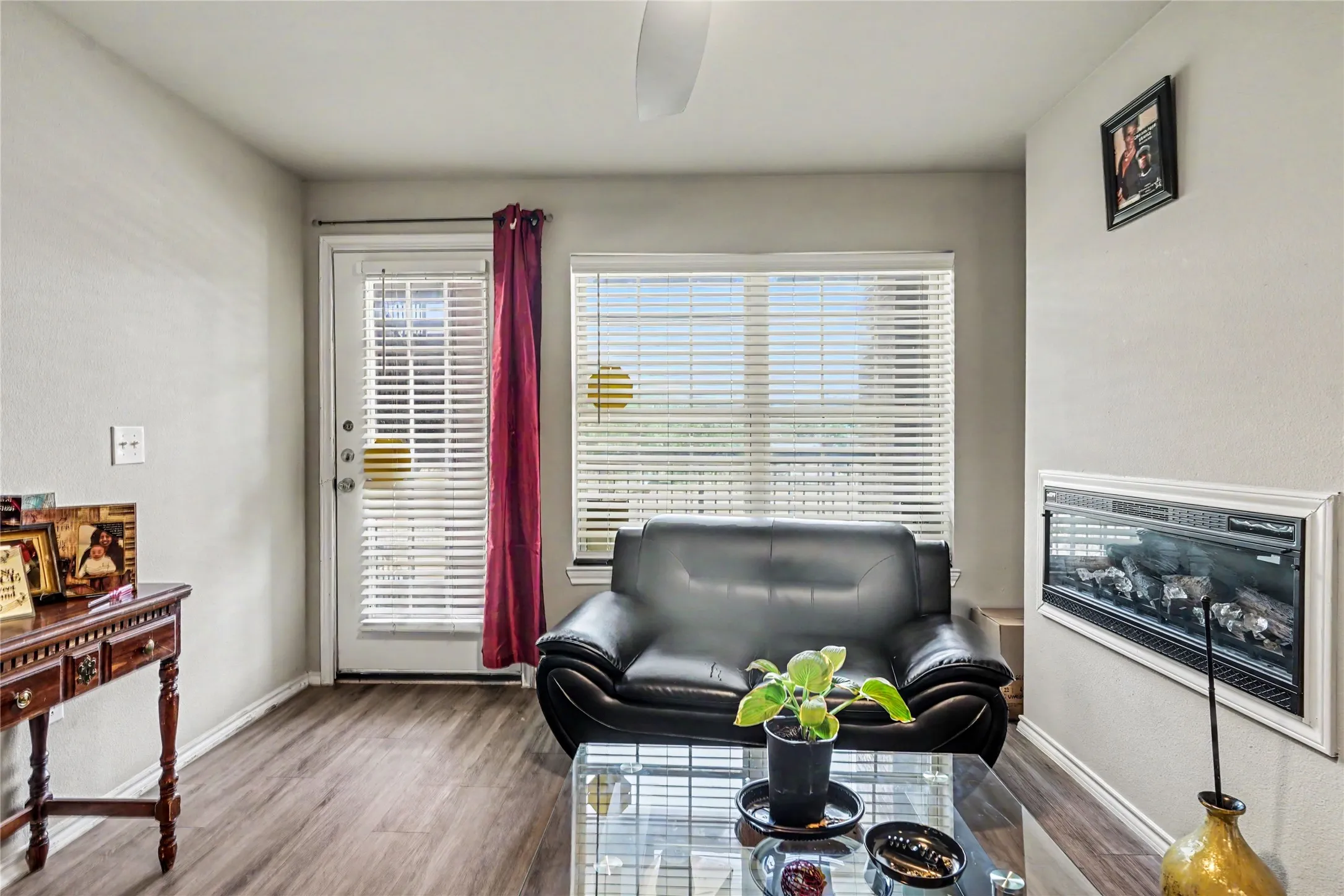 Condominium For Sale in Dallas County , 6108 Abrams Road 214, Dallas, Texas 75231, 1 Bedroom, 1 Bathroom, Garage spaces, 600 Sqft, built in 2021, mls#21247156, Real Estate Agent in Dallas, Homes For Sale in Dallas county, Homes For Sale in Dallas, Realtor in Dallas Texas, Real Estate Brokerage Independent Realty Texas, Luminita Cordes Realtor