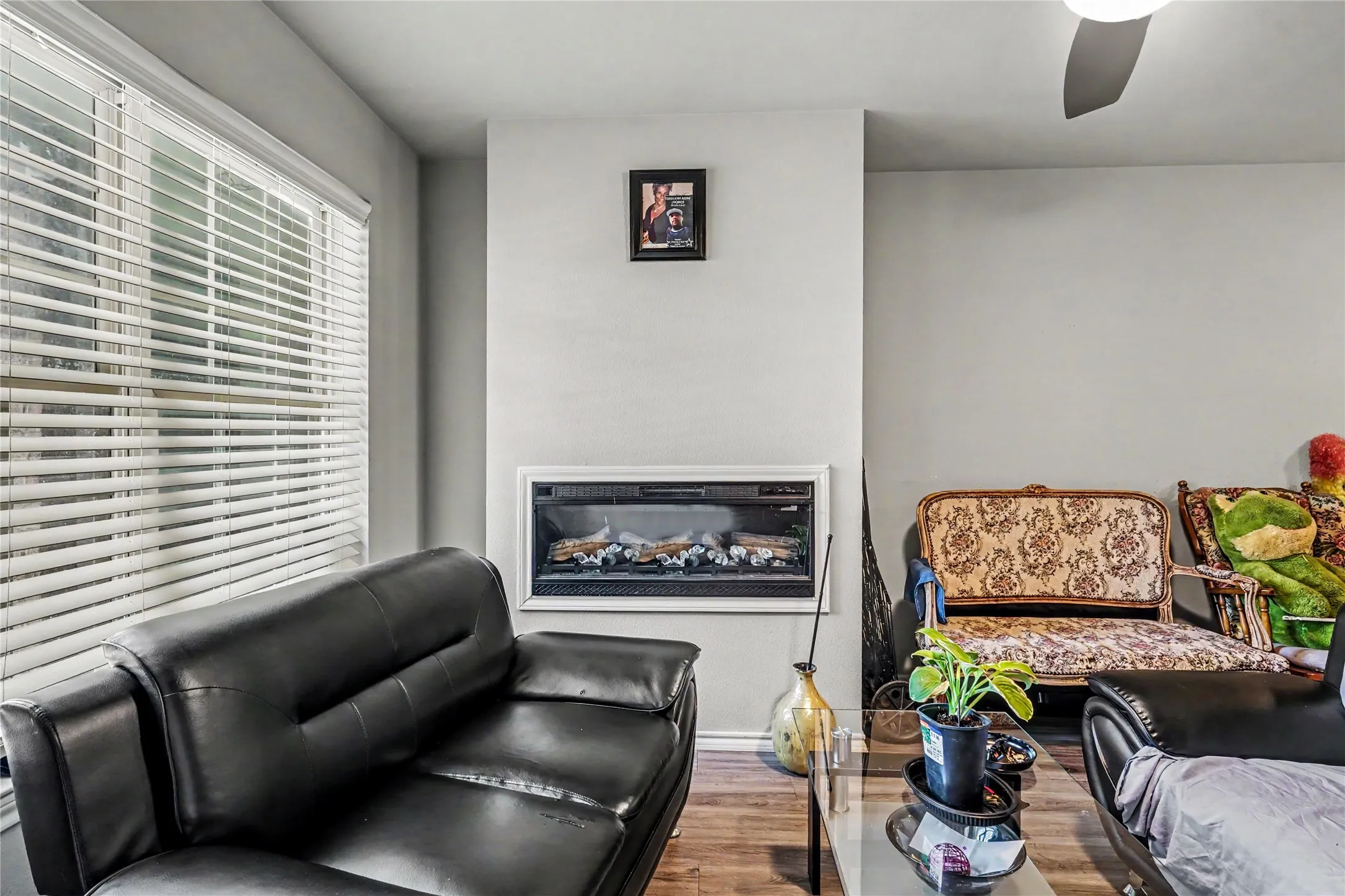 Condominium For Sale in Dallas County , 6108 Abrams Road 214, Dallas, Texas 75231, 1 Bedroom, 1 Bathroom, Garage spaces, 600 Sqft, built in 2021, mls#21247156, Real Estate Agent in Dallas, Homes For Sale in Dallas county, Homes For Sale in Dallas, Realtor in Dallas Texas, Real Estate Brokerage Independent Realty Texas, Luminita Cordes Realtor