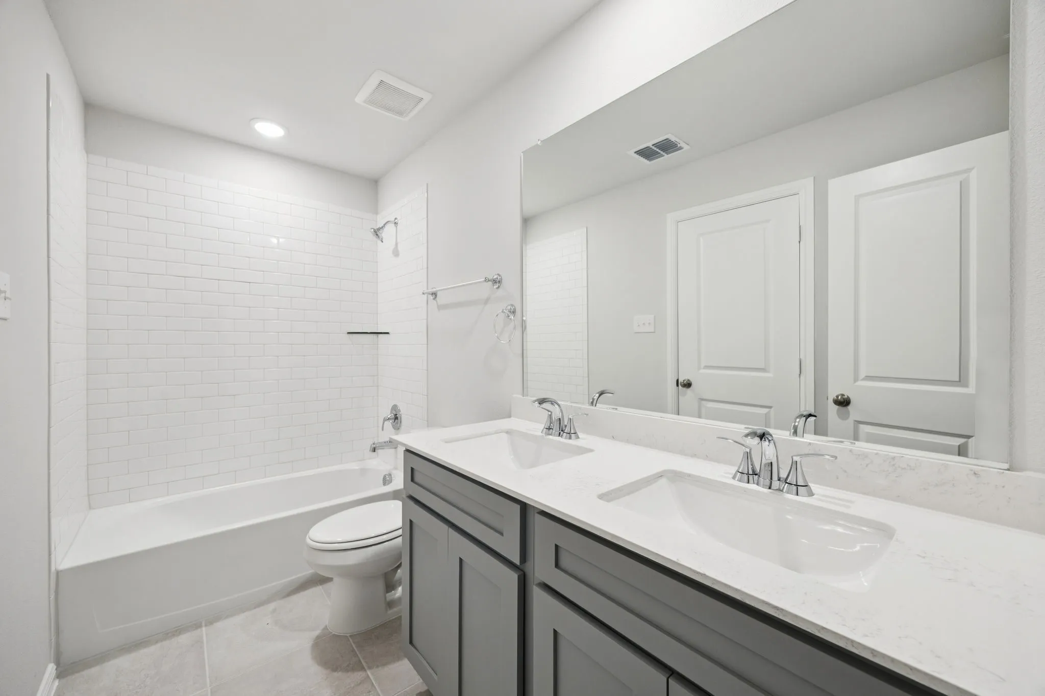 Single Family Residence For Sale in Kaufman County , 1504 Vermillion Street, Forney, Texas 75126, 3 Bedroom, 3 Bathroom, 2 Garage spaces, 1,793 Sqft, built in 2025, New Construction - Complete, mls#21247172, Real Estate Agent in Forney, Homes For Sale in Kaufman county, Homes For Sale in Forney, Realtor in Forney Texas, Real Estate Brokerage Independent Realty Texas, Luminita Cordes Realtor