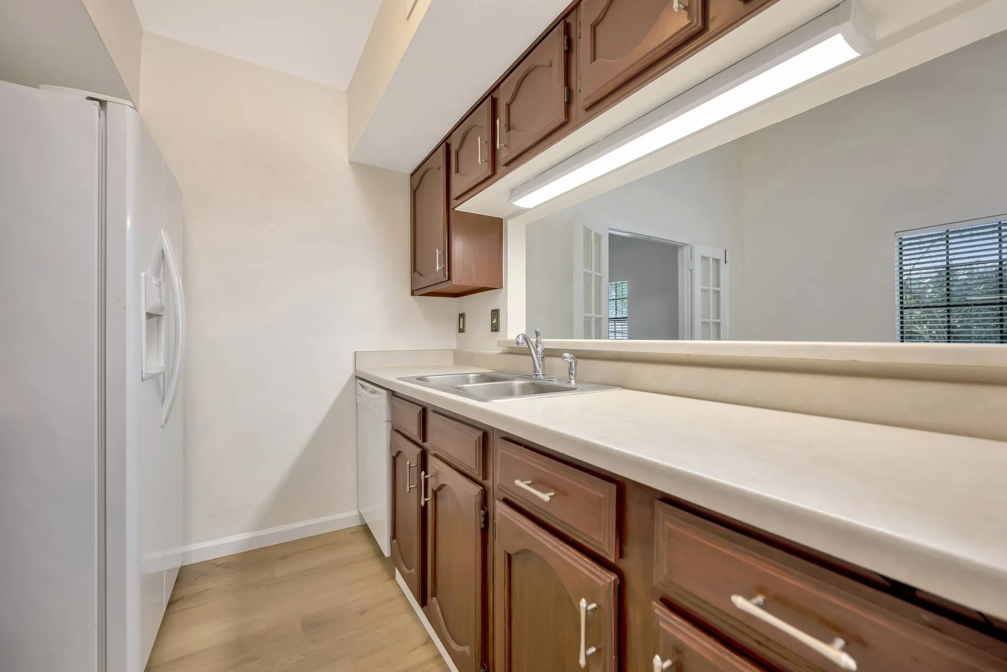 Single Family Residence For Sale in Tarrant County , 4745 Rose Of Sharon Lane, Fort Worth, Texas 76137, 3 Bedroom, 1 Bathroom, 1 Garage spaces, 1,081 Sqft, built in 1983, mls#21246375, Real Estate Agent in Fort Worth, Homes For Sale in Tarrant county, Homes For Sale in Fort Worth, Realtor in Fort Worth Texas, Real Estate Brokerage Independent Realty Texas, Luminita Cordes Realtor