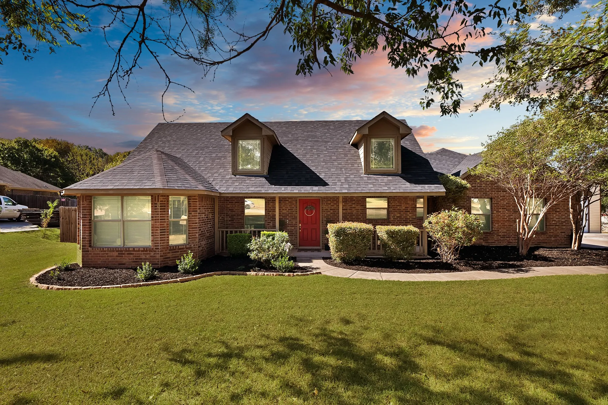 Single Family Residence For Sale in Parker County , 133 Miramar Circle, Weatherford, Texas 76085, 3 Bedroom, 2 Bathroom, 2 Garage spaces, 1,487 Sqft, built in 2005, mls#21247278, Real Estate Agent in Weatherford, Homes For Sale in Parker county, Homes For Sale in Weatherford, Realtor in Weatherford Texas, Real Estate Brokerage Independent Realty Texas, Luminita Cordes Realtor