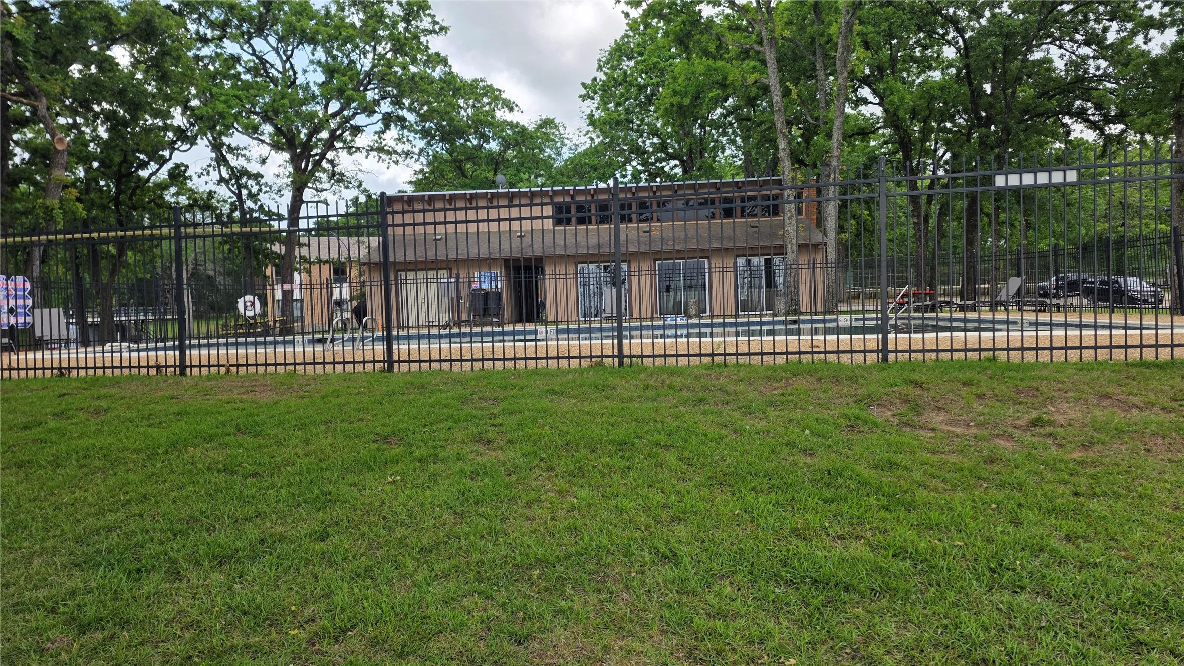 Unimproved Land For Sale in Henderson County , TBD Morning Dove Road, Trinidad, Texas 75163, 0, 0, Garage spaces, 0 Sqft, built in 0, Price $12,000, mls#21247292, Real Estate Agent in Trinidad, Homes For Sale in Henderson county, Homes For Sale in Trinidad, Realtor in Trinidad Texas, Real Estate Brokerage Independent Realty Texas, Luminita Cordes Realtor