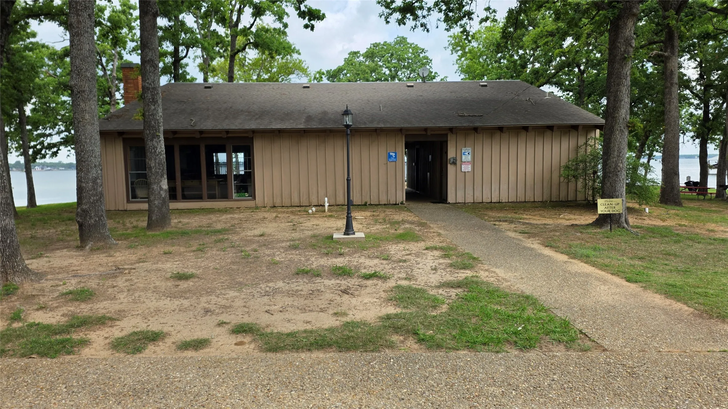 Unimproved Land For Sale in Henderson County , TBD Morning Dove Road, Trinidad, Texas 75163, 0, 0, Garage spaces, 0 Sqft, built in 0, Price $12,000, mls#21247292, Real Estate Agent in Trinidad, Homes For Sale in Henderson county, Homes For Sale in Trinidad, Realtor in Trinidad Texas, Real Estate Brokerage Independent Realty Texas, Luminita Cordes Realtor